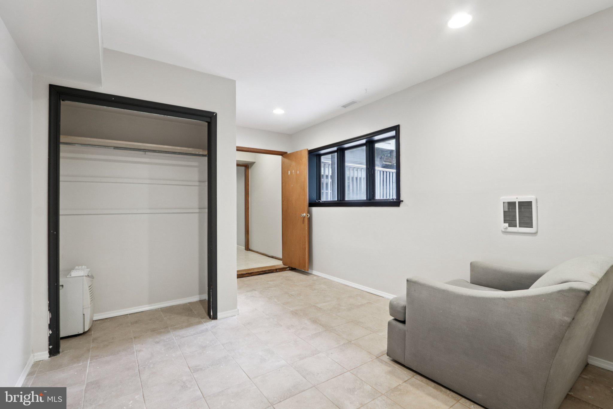 22 HOLLY OAK DRIVE