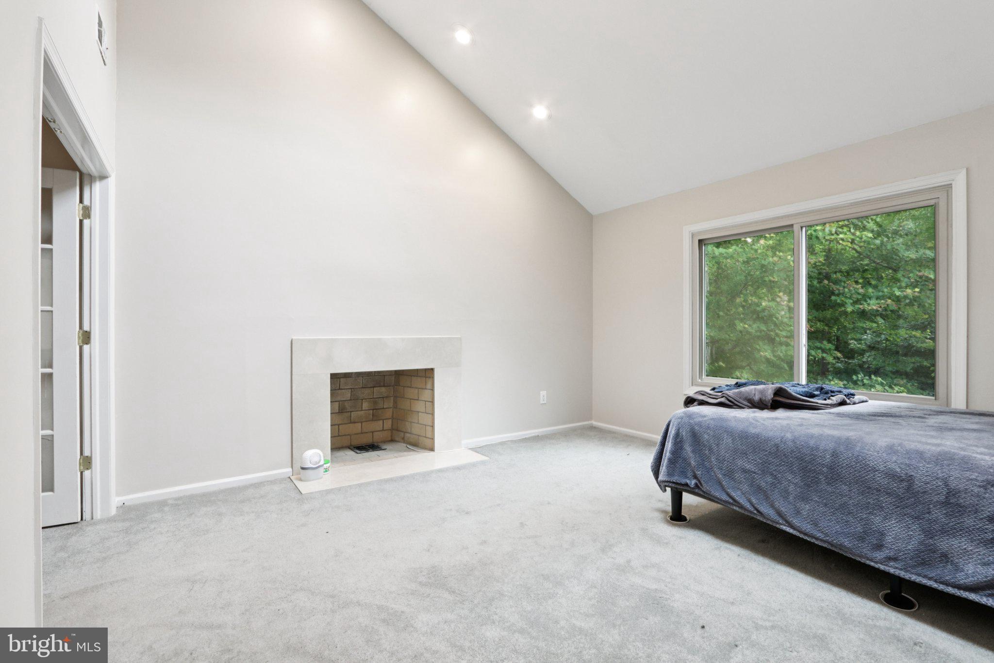 22 HOLLY OAK DRIVE