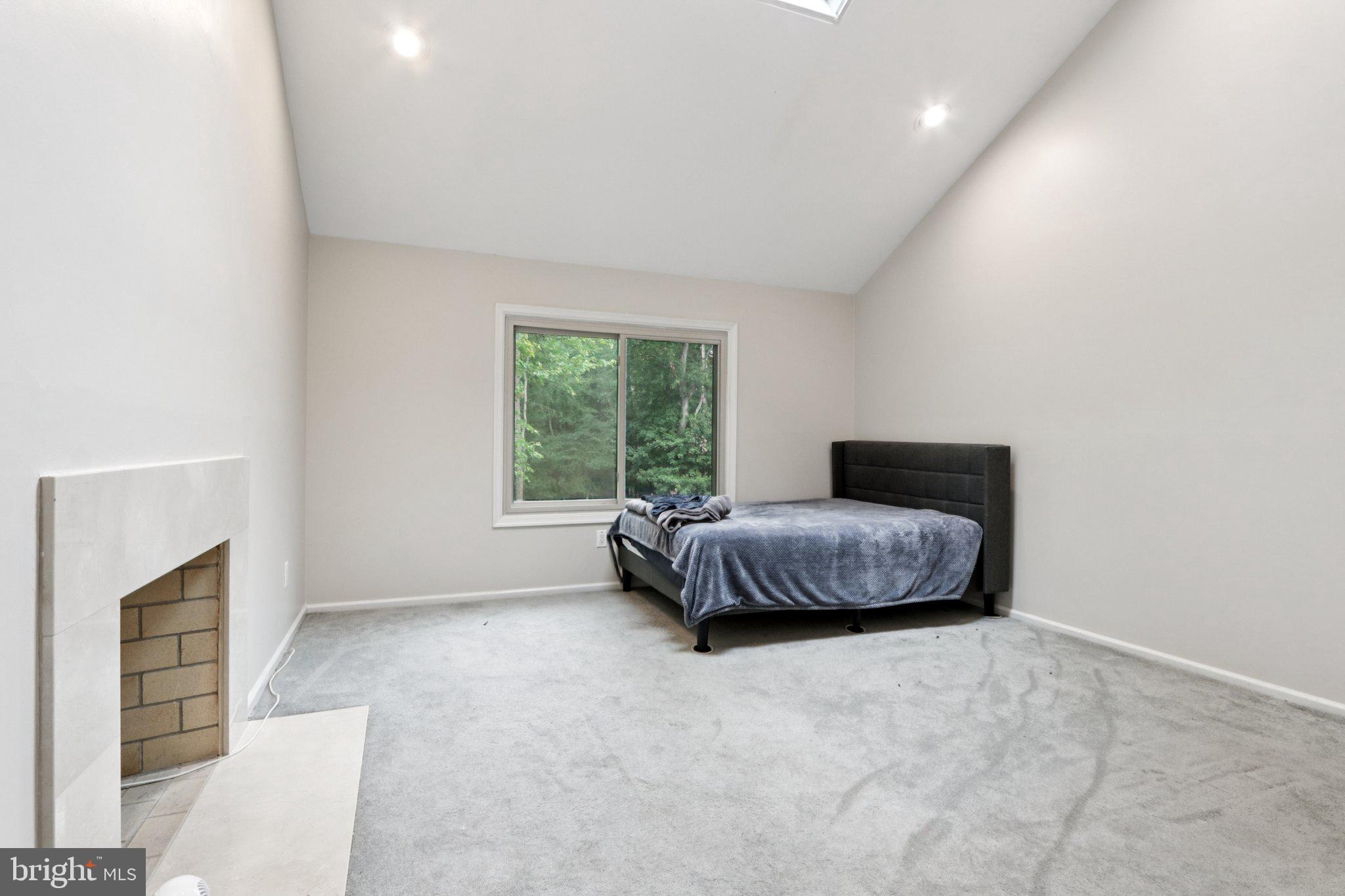 22 HOLLY OAK DRIVE