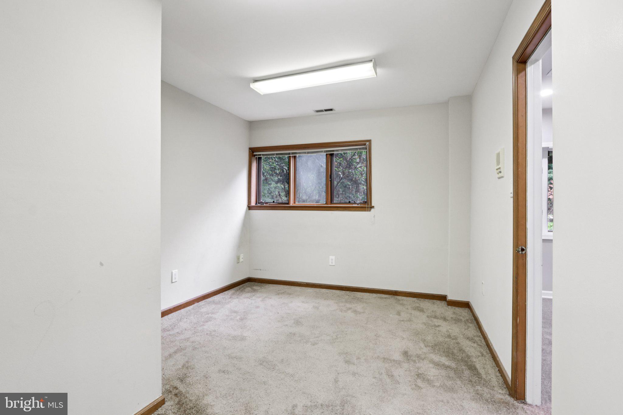 22 HOLLY OAK DRIVE