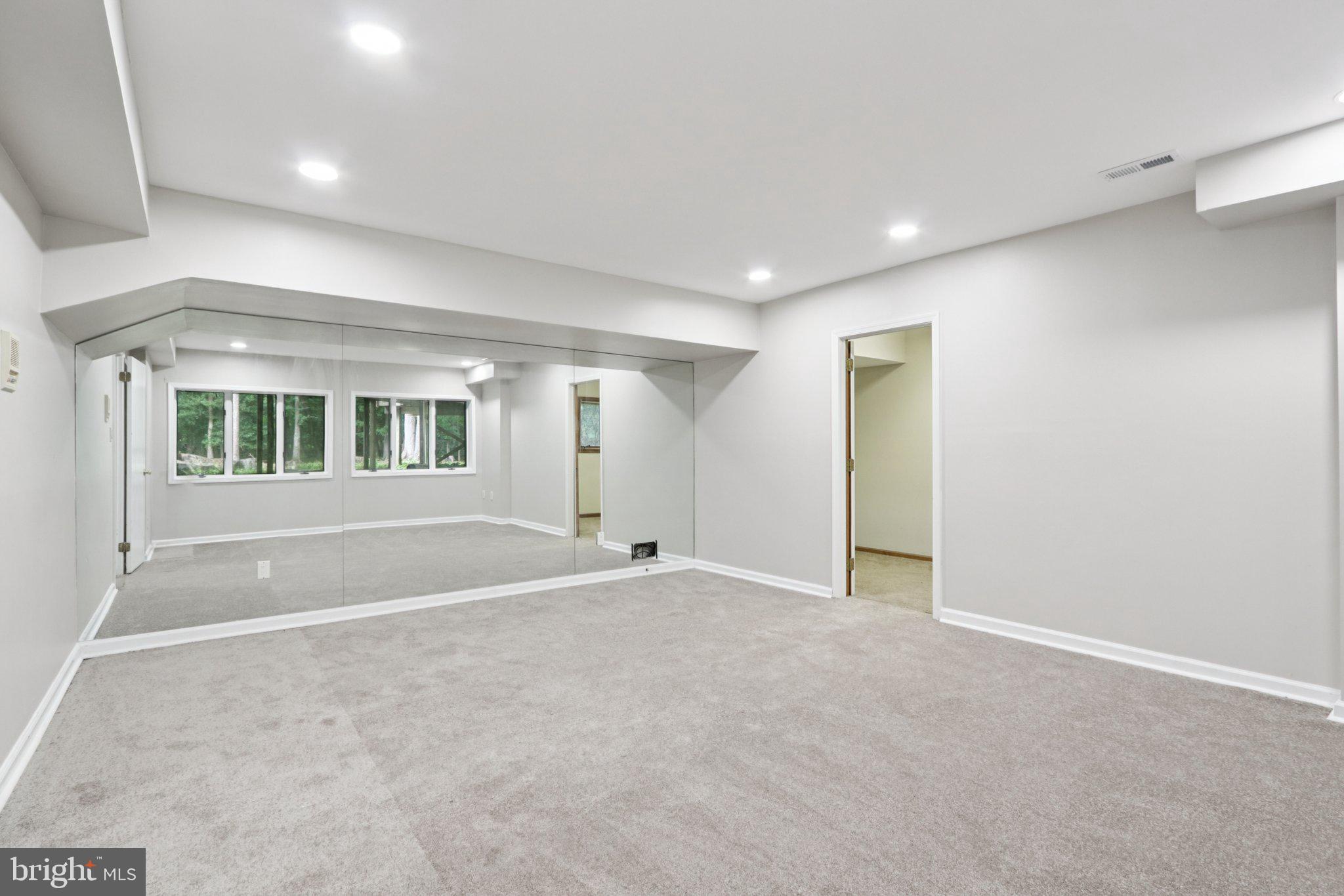 22 HOLLY OAK DRIVE