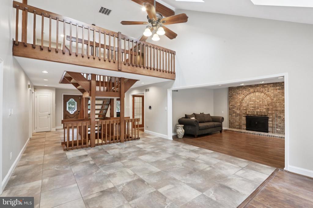 22 HOLLY OAK DRIVE