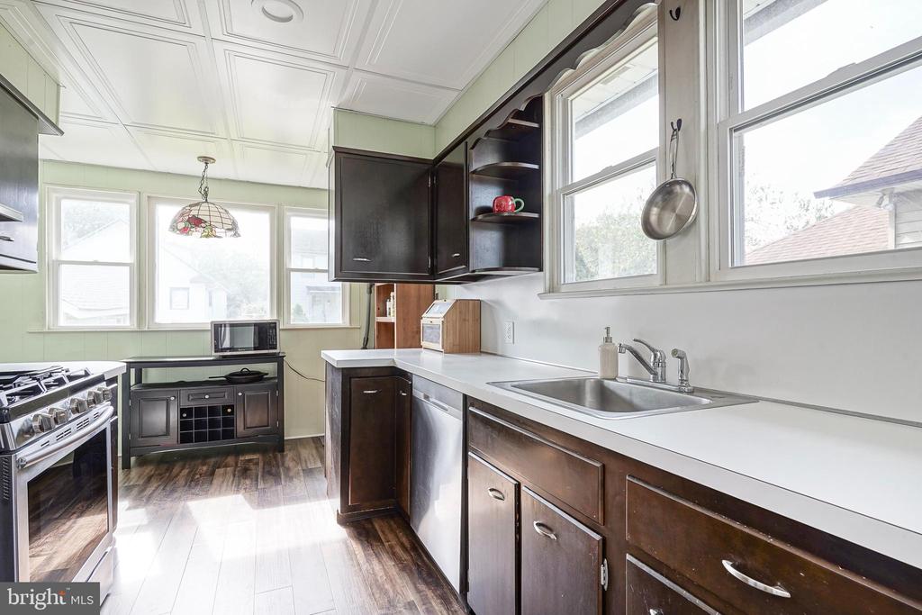 50 E COLLINGSWOOD AVENUE