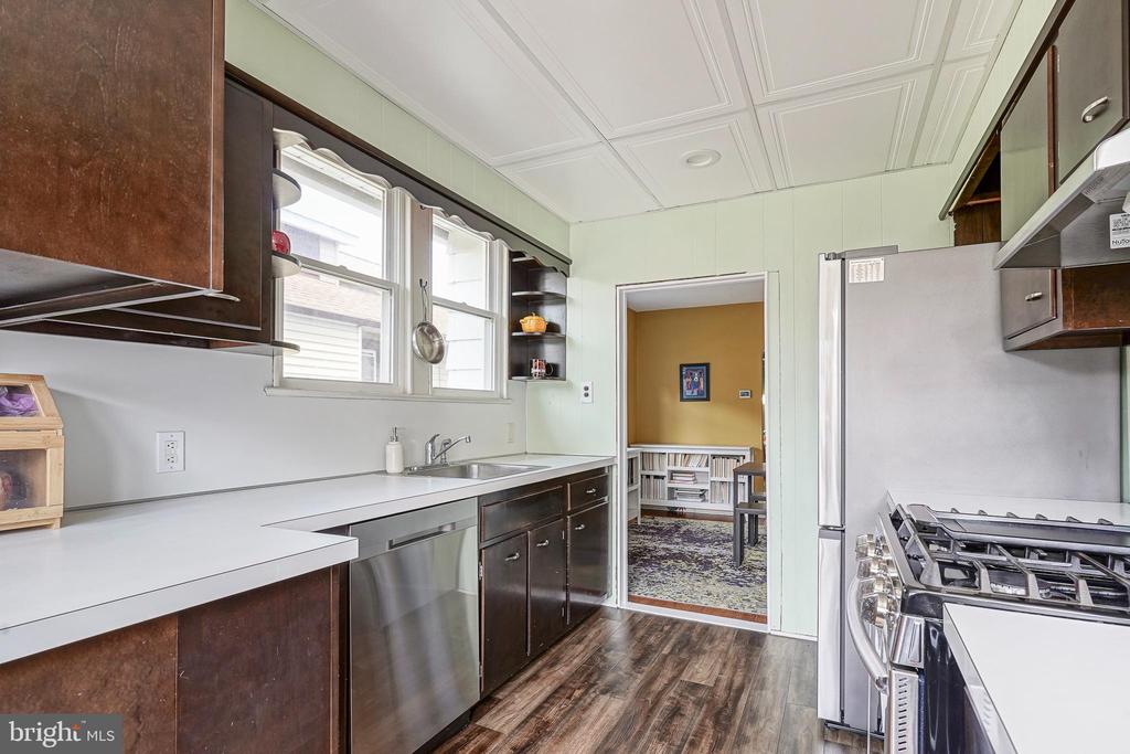 50 E COLLINGSWOOD AVENUE