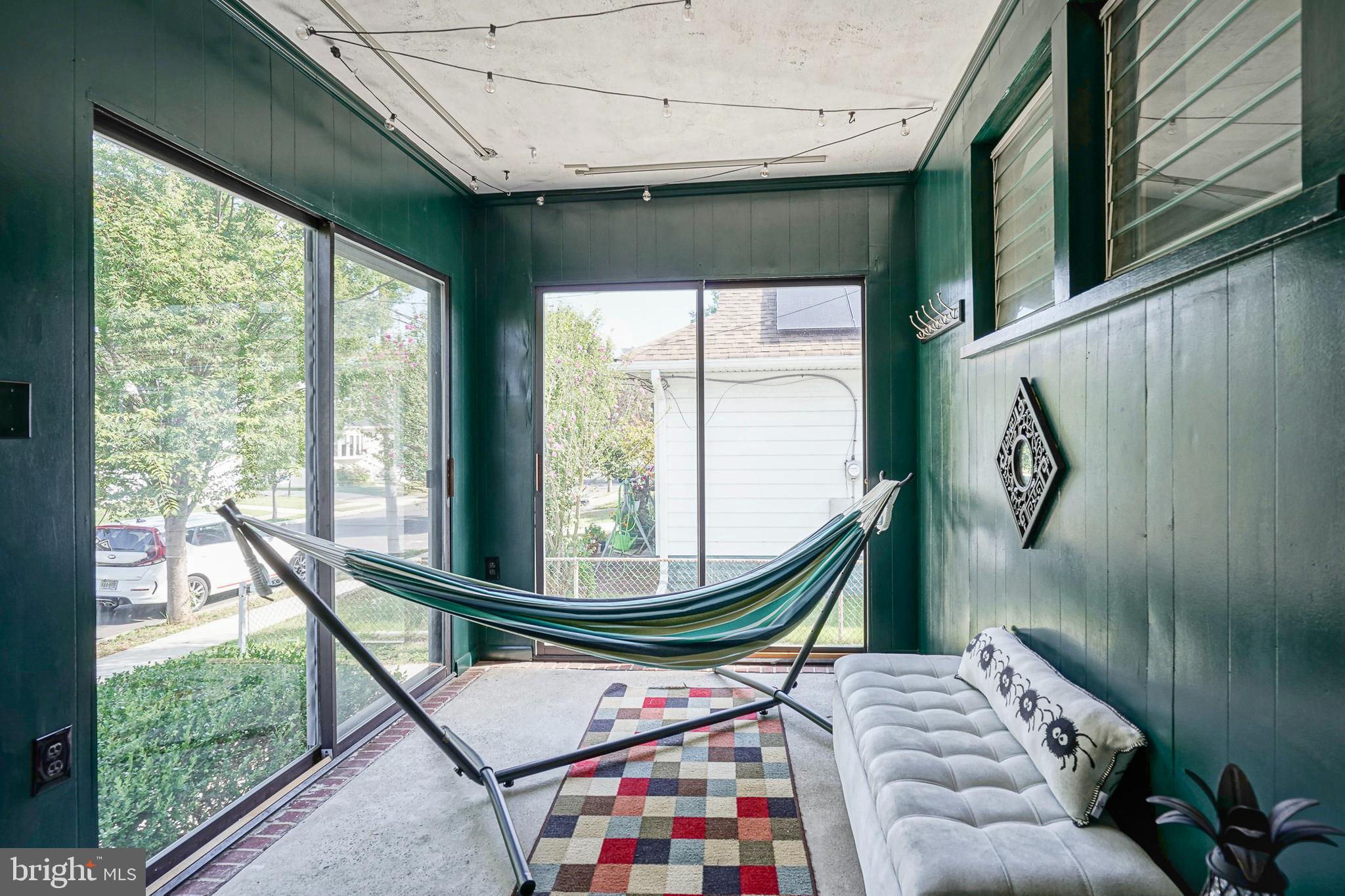 50 E COLLINGSWOOD AVENUE