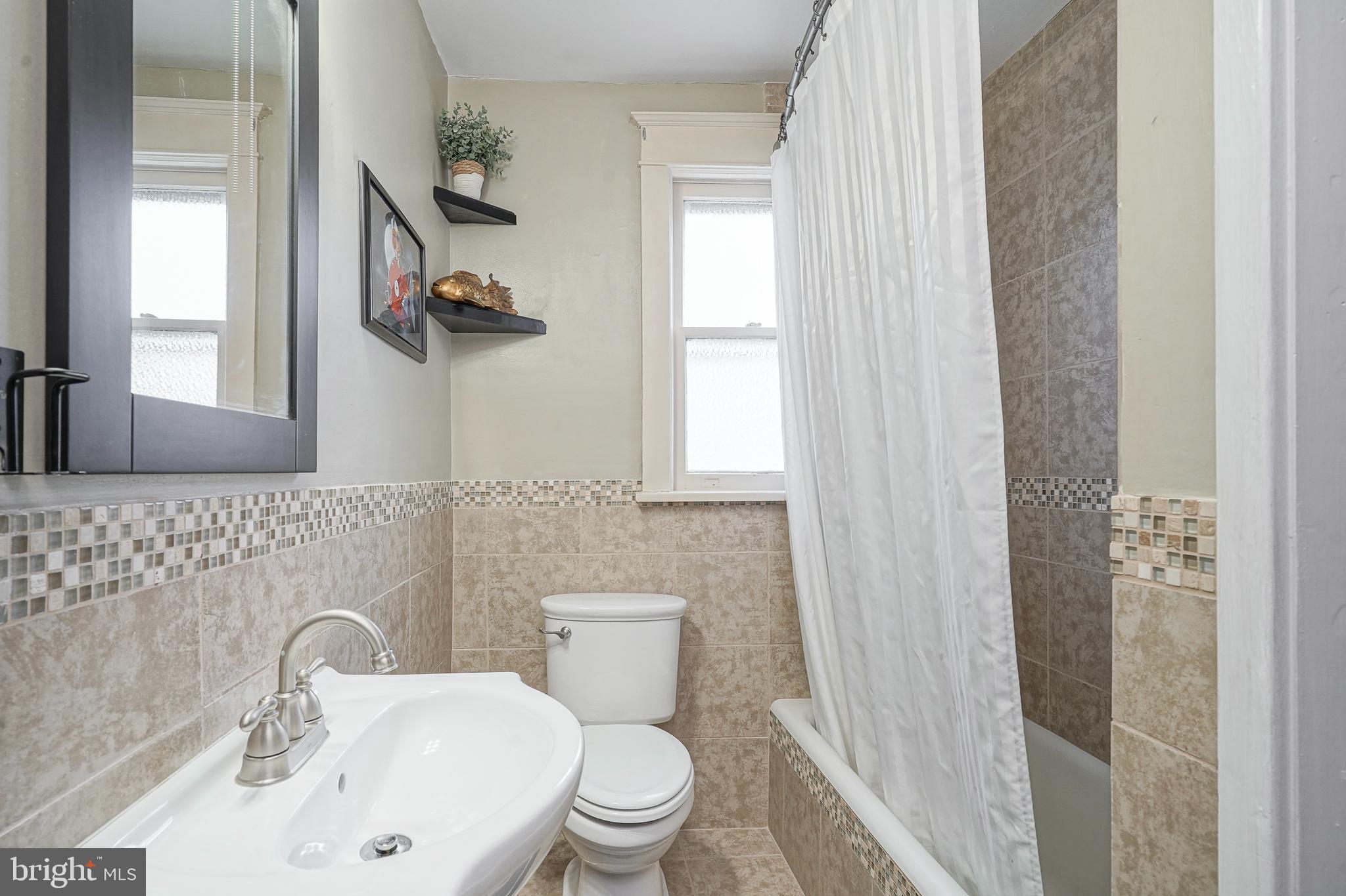 50 E COLLINGSWOOD AVENUE