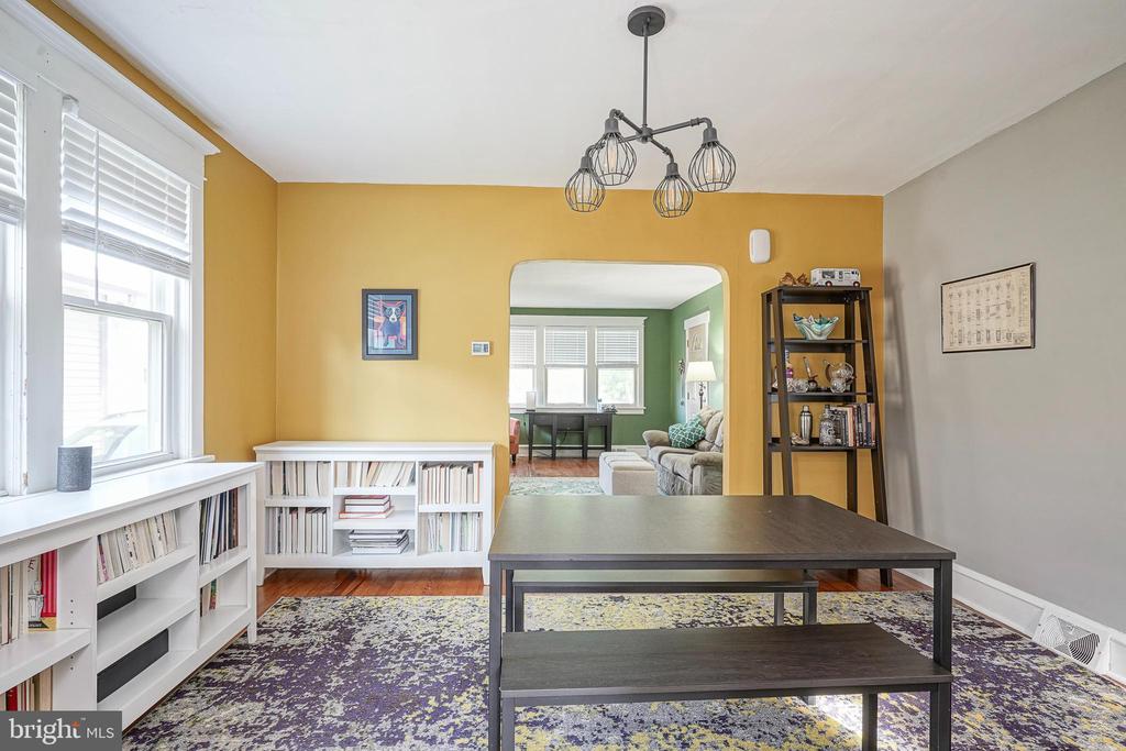 50 E COLLINGSWOOD AVENUE