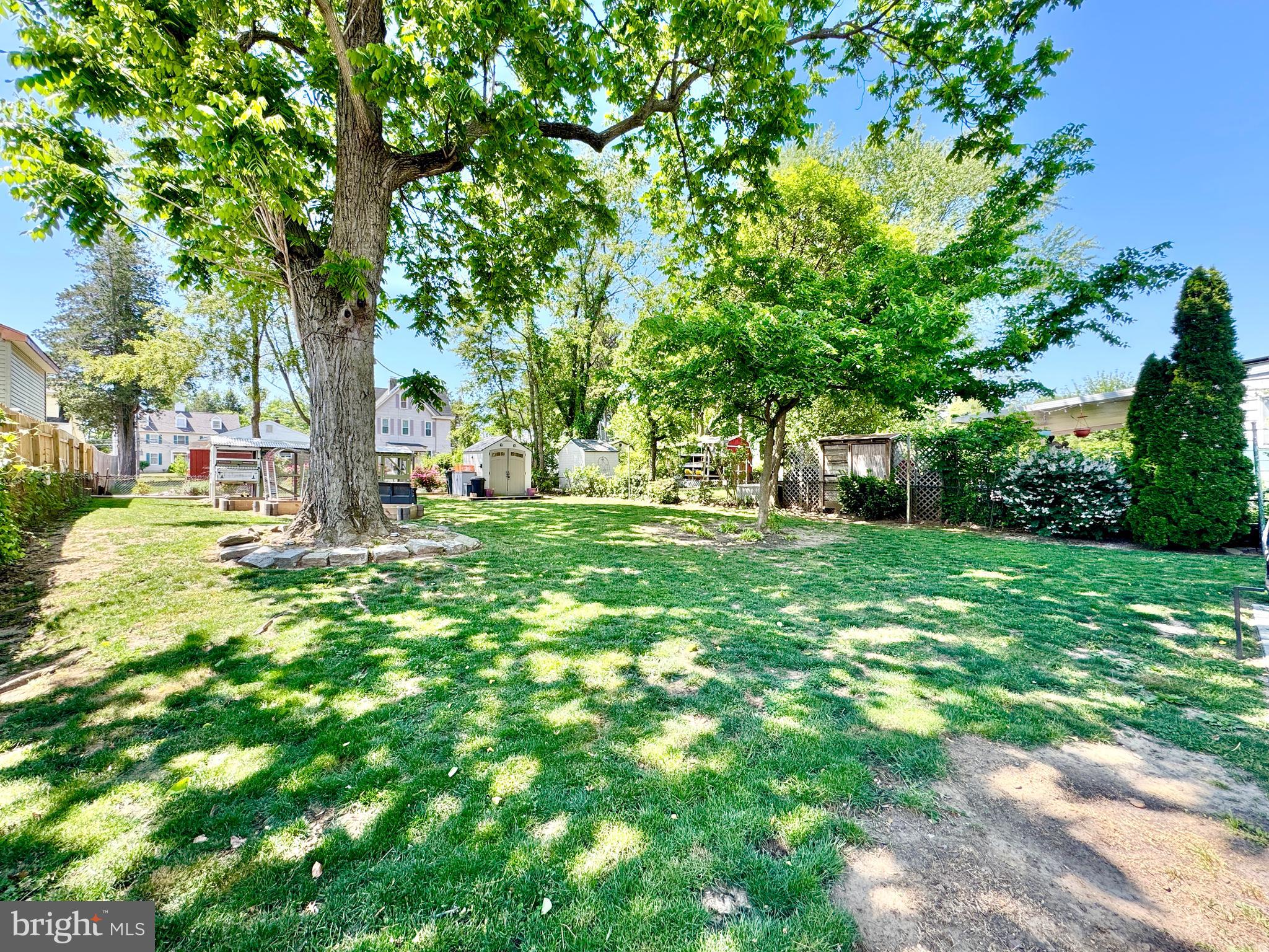 74 E BUCKINGHAM AVENUE