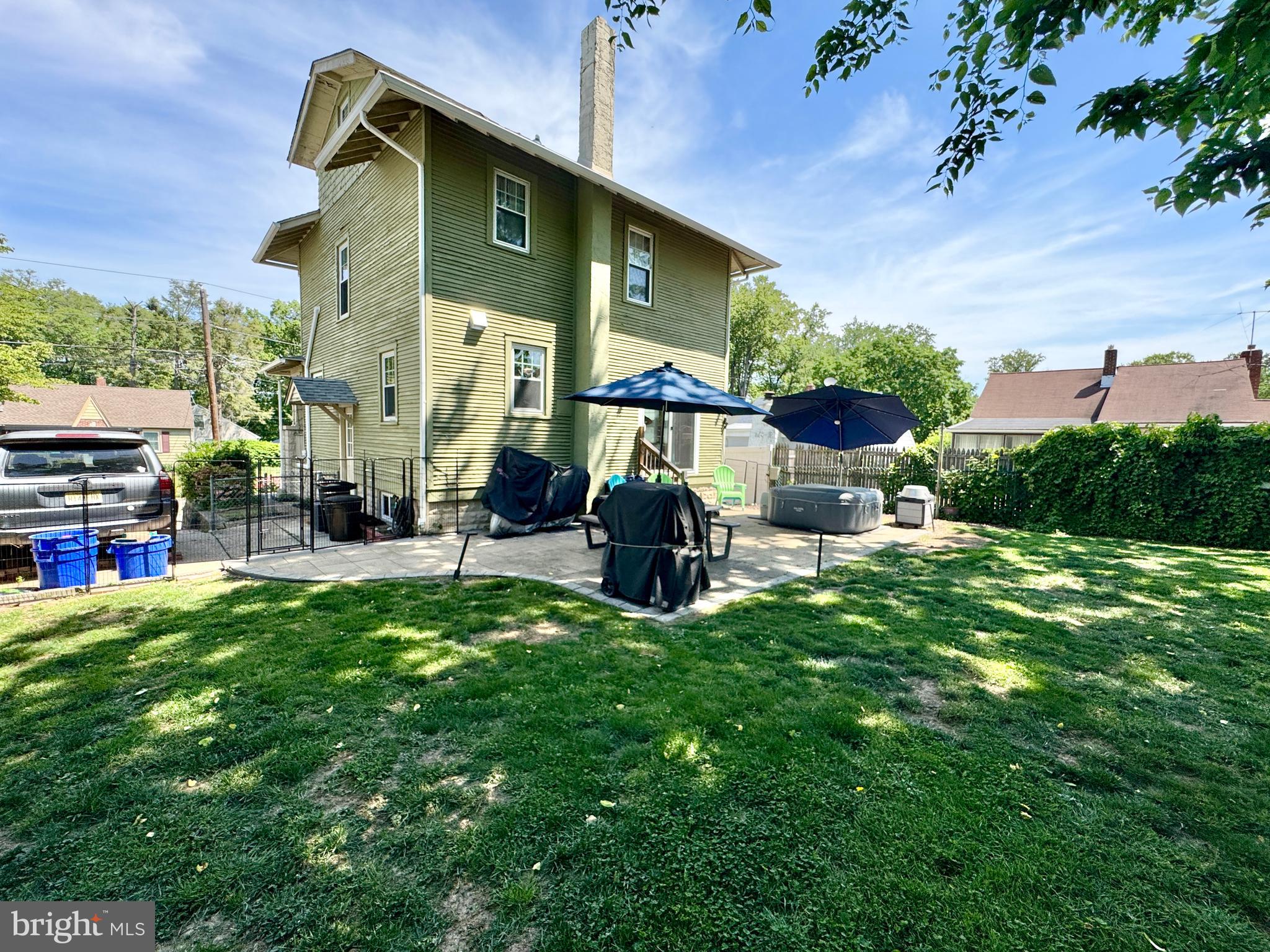 74 E BUCKINGHAM AVENUE