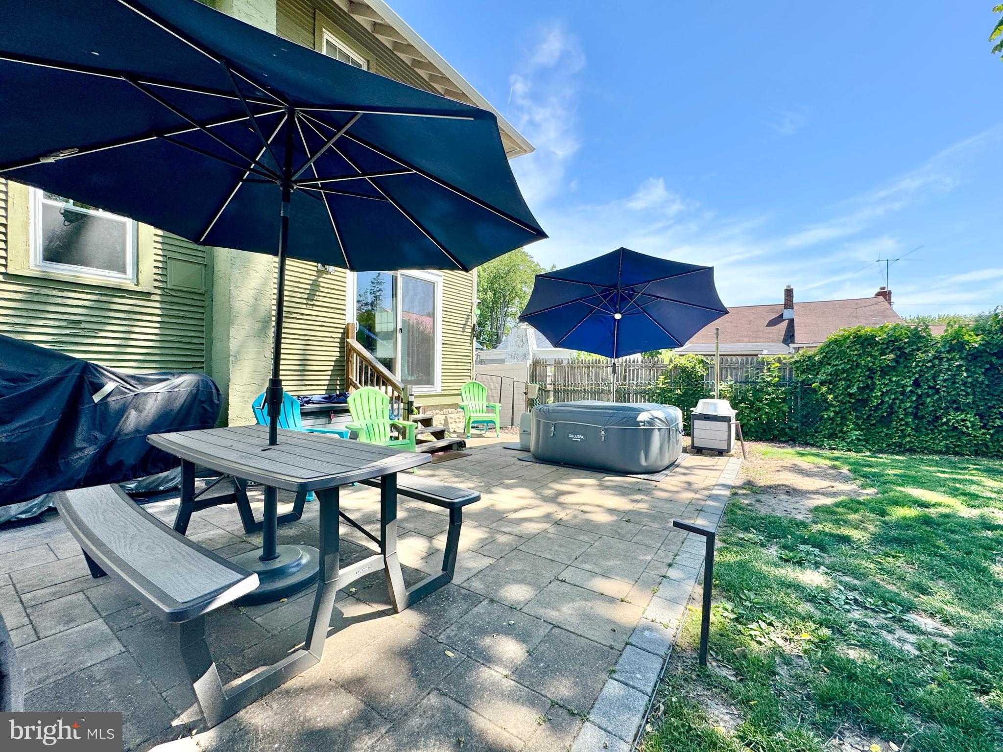 74 E BUCKINGHAM AVENUE