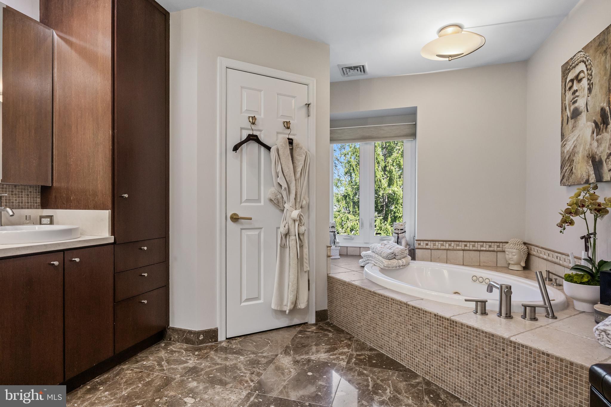 1601 CHANTICLEER