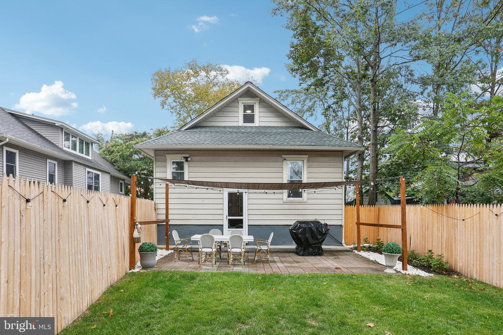 705 CENTER STREET