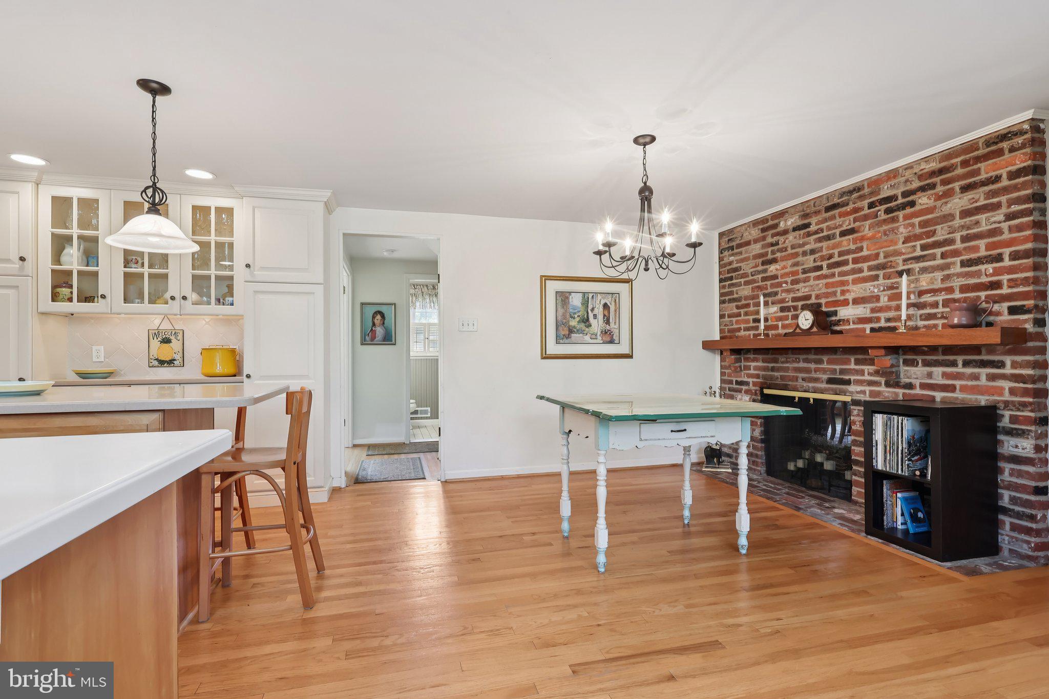 116 SPLIT RAIL DRIVE