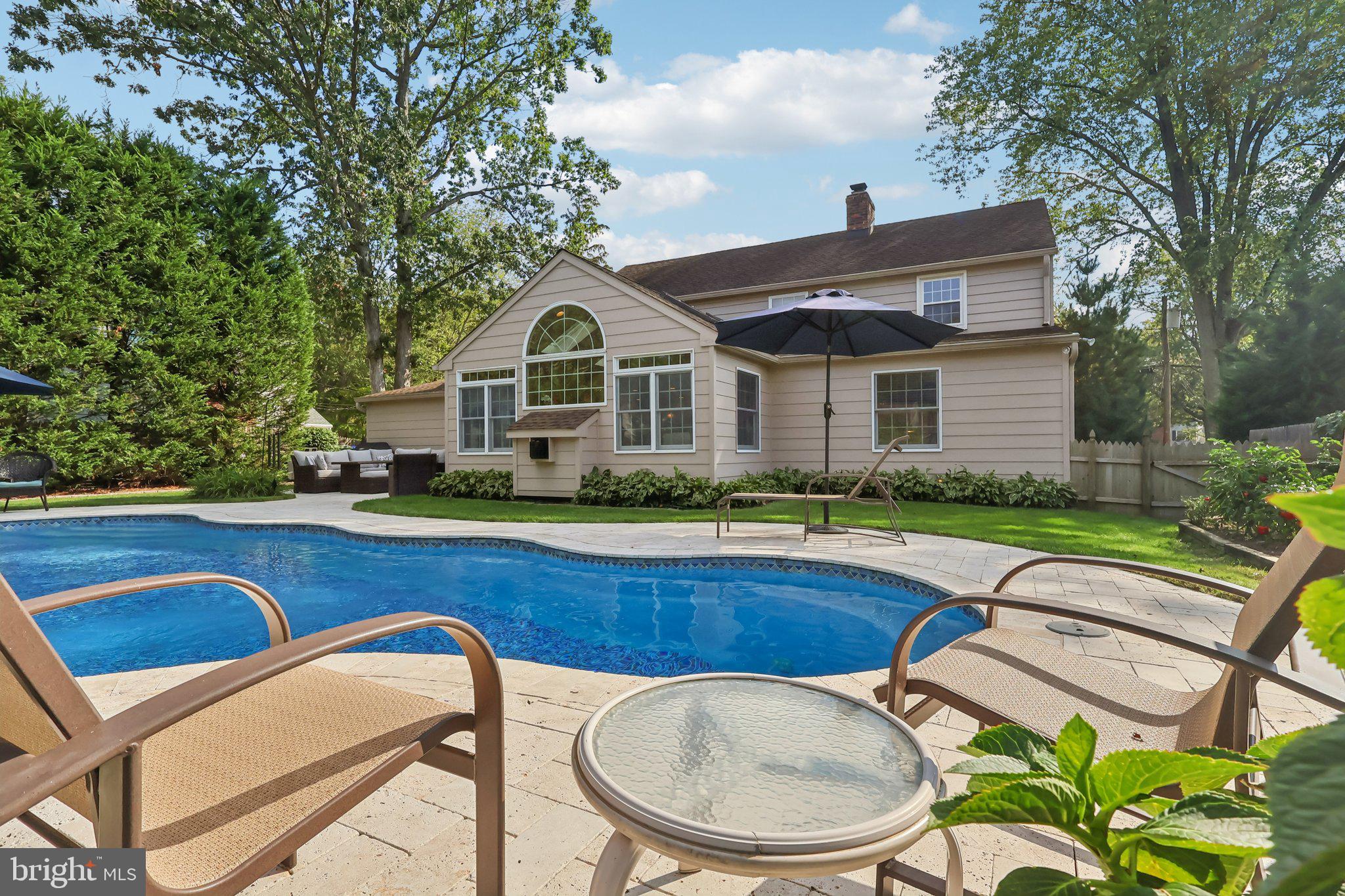 116 SPLIT RAIL DRIVE