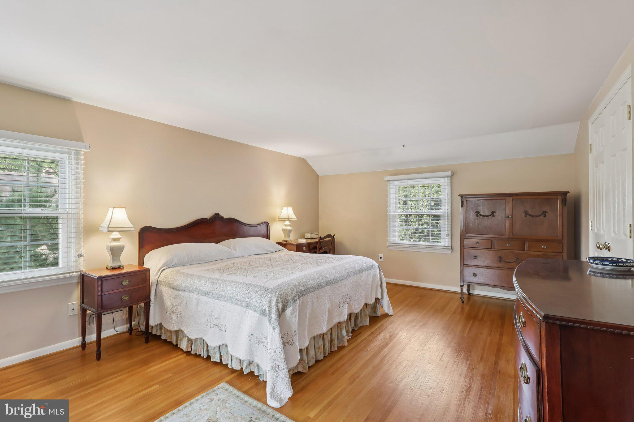 116 SPLIT RAIL DRIVE