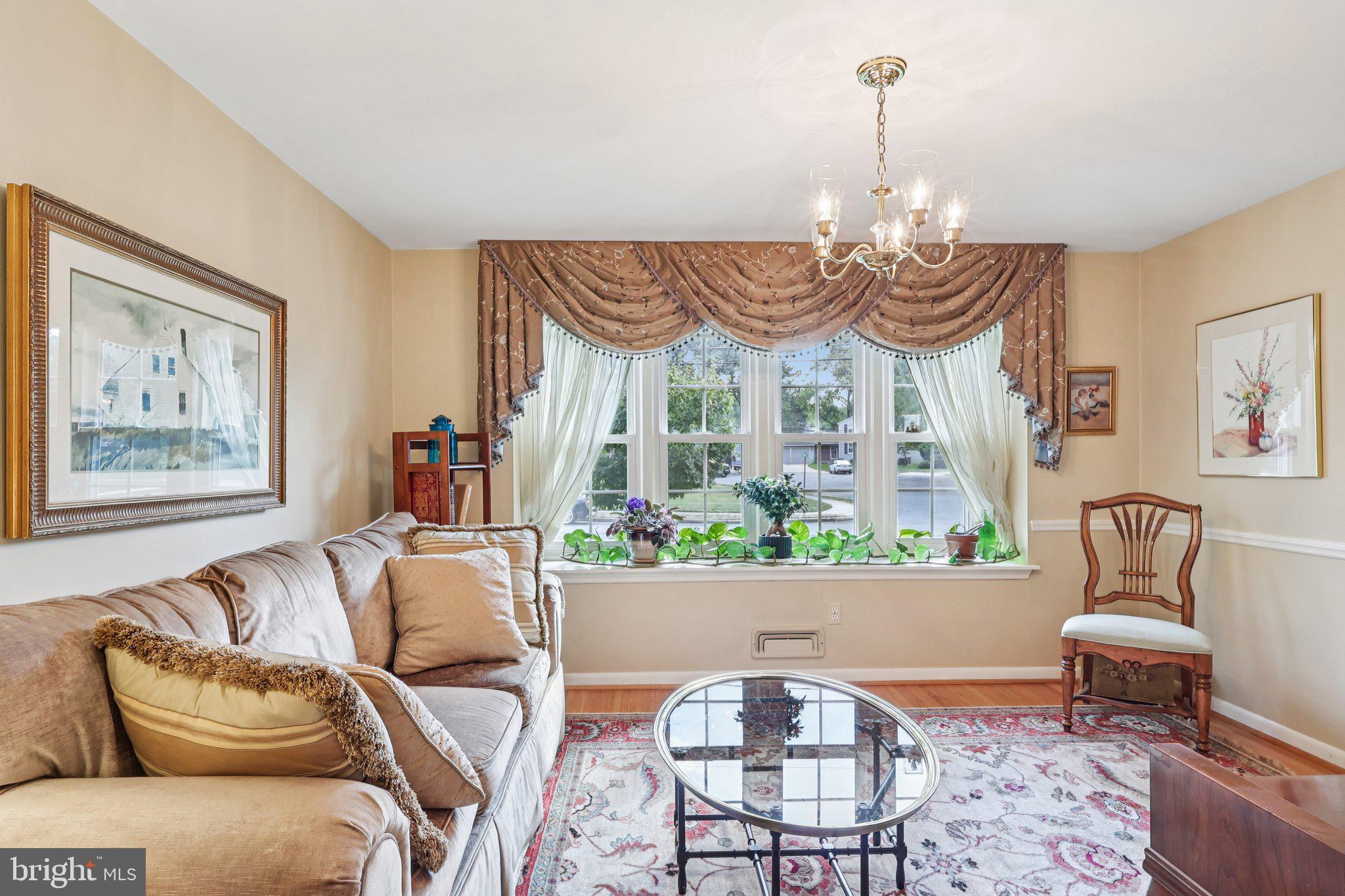 116 SPLIT RAIL DRIVE