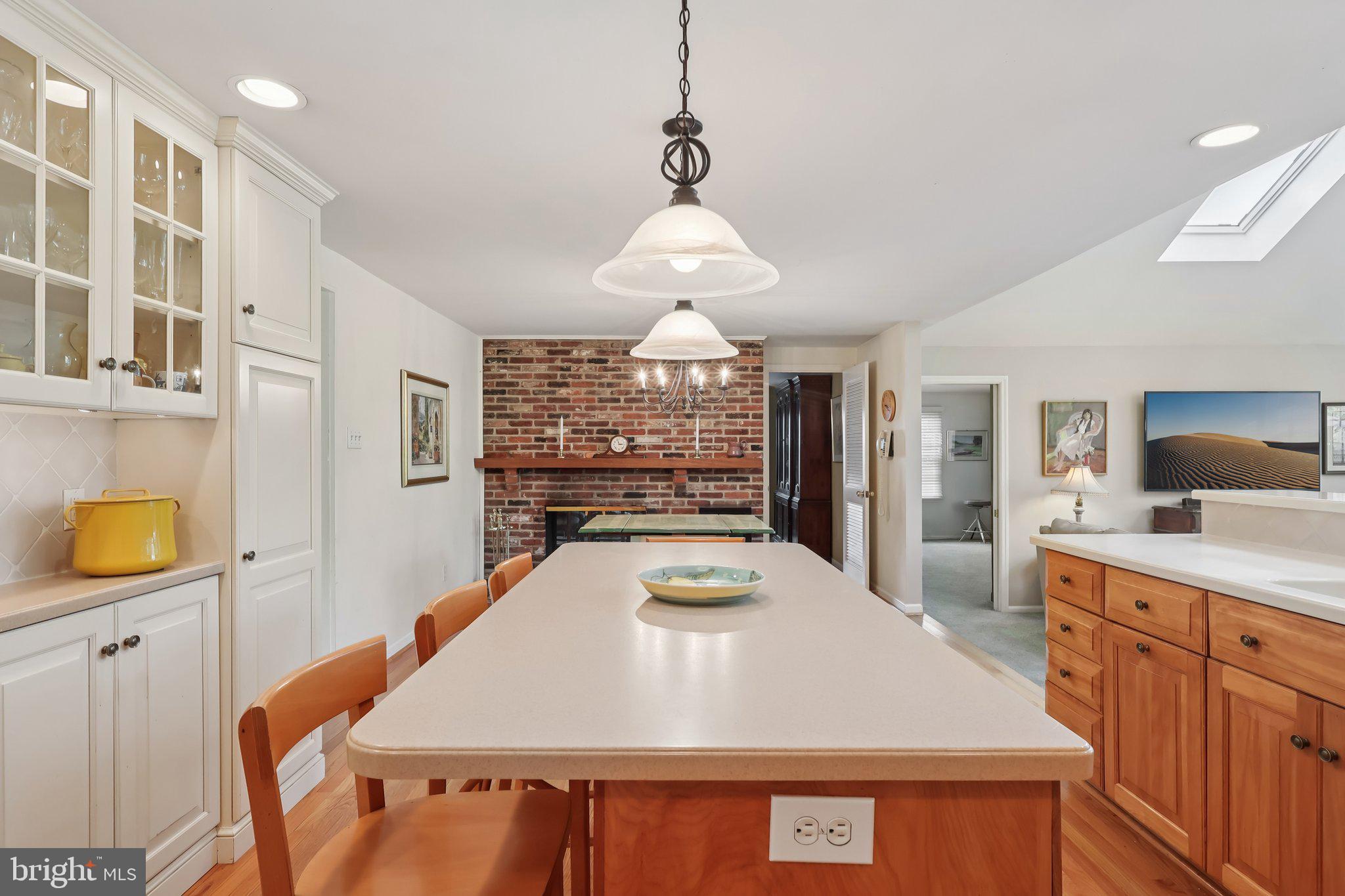 116 SPLIT RAIL DRIVE