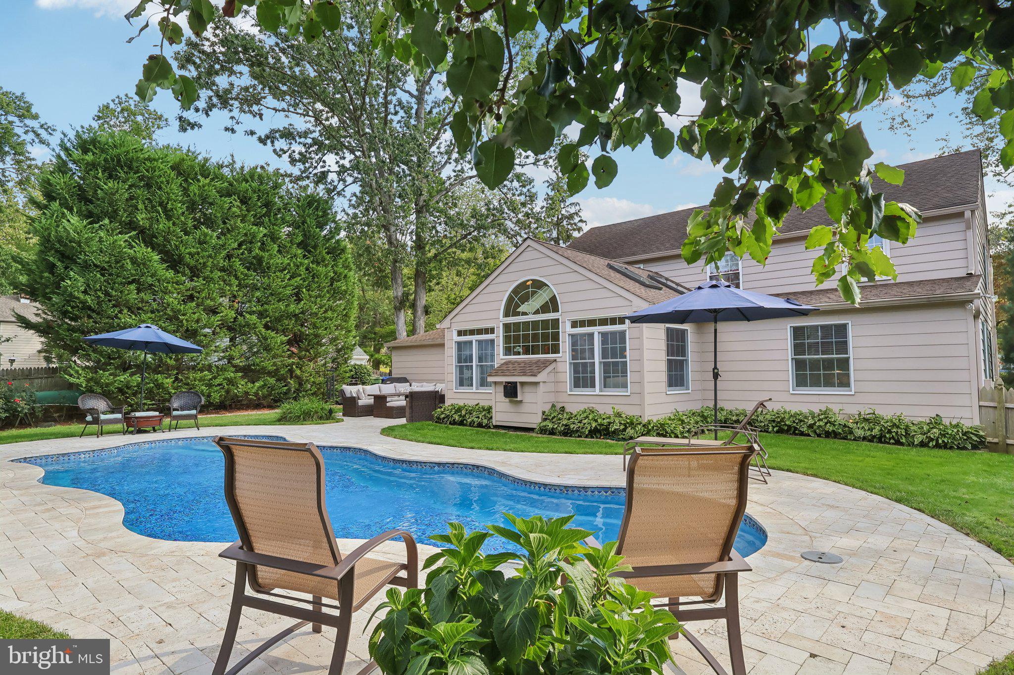 116 SPLIT RAIL DRIVE