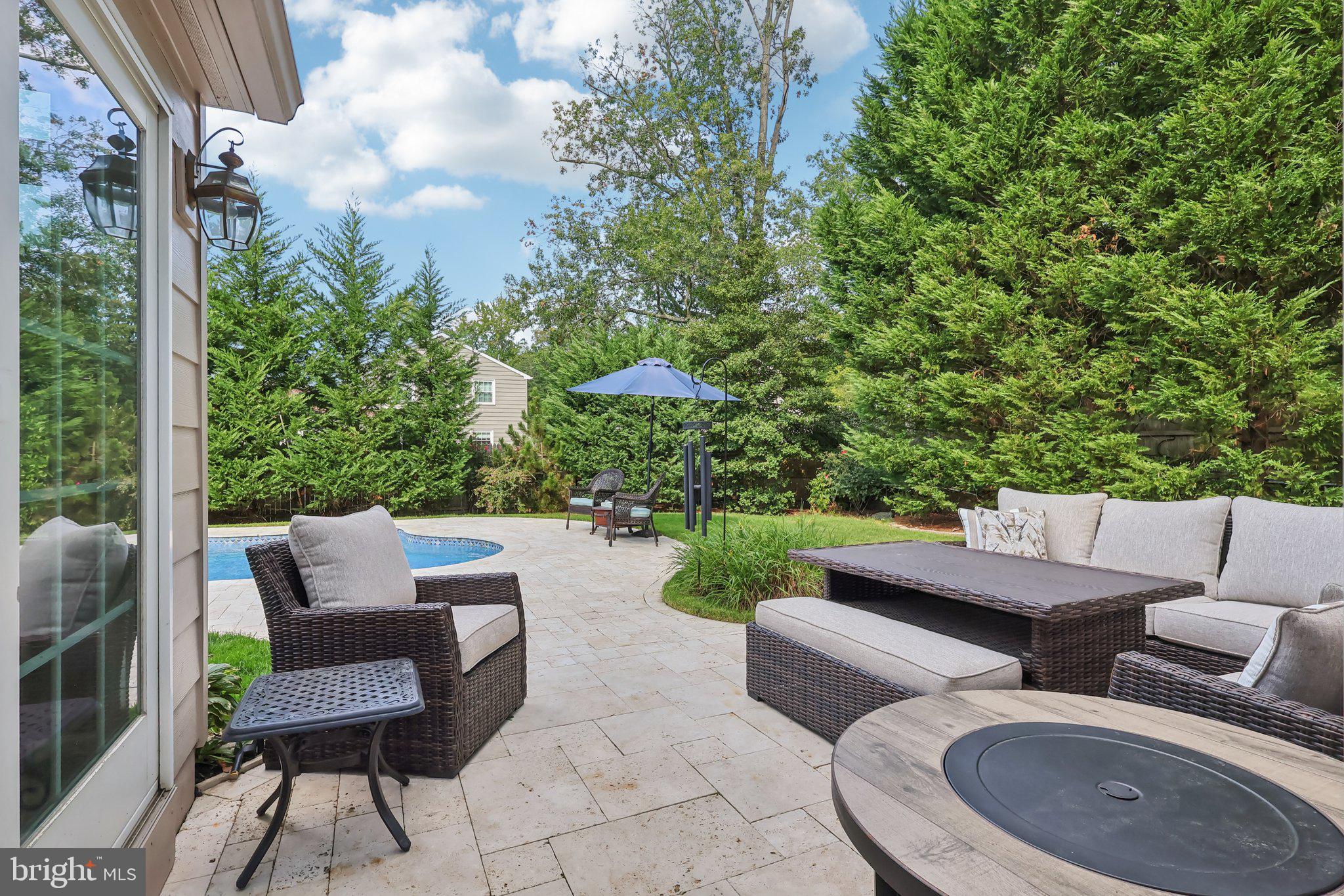 116 SPLIT RAIL DRIVE