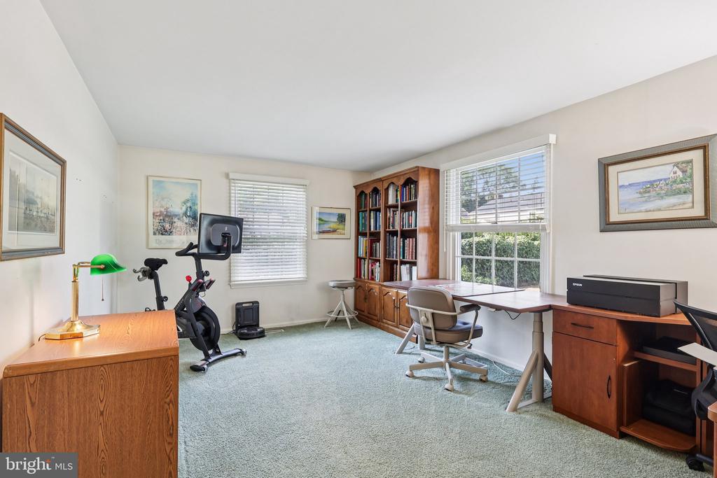 116 SPLIT RAIL DRIVE