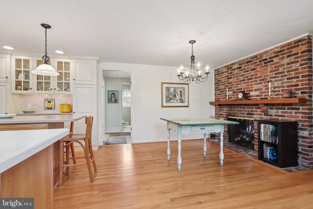 116 SPLIT RAIL DRIVE