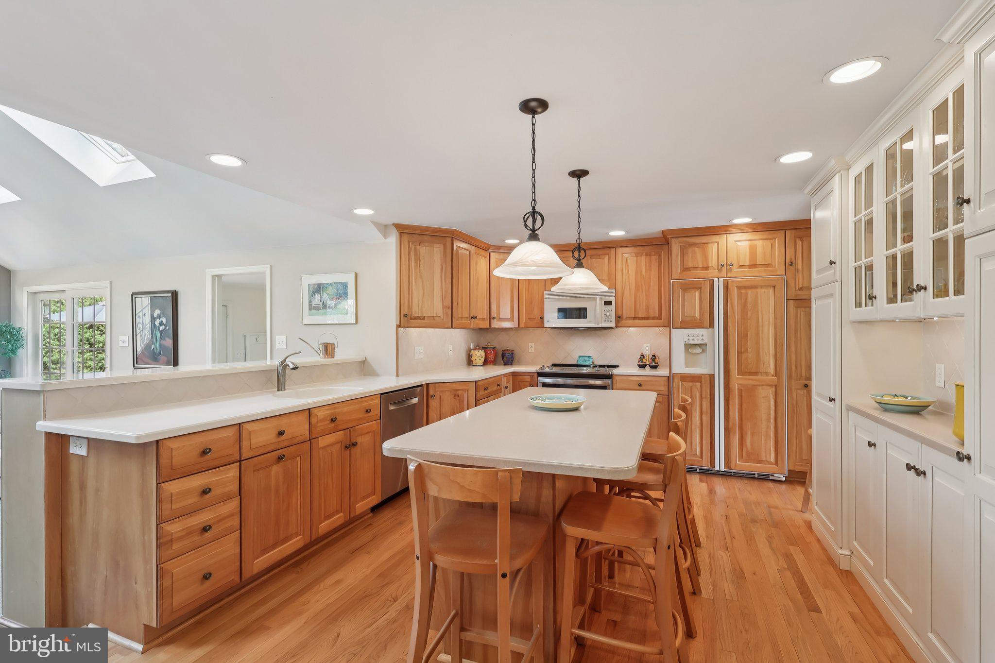 116 SPLIT RAIL DRIVE