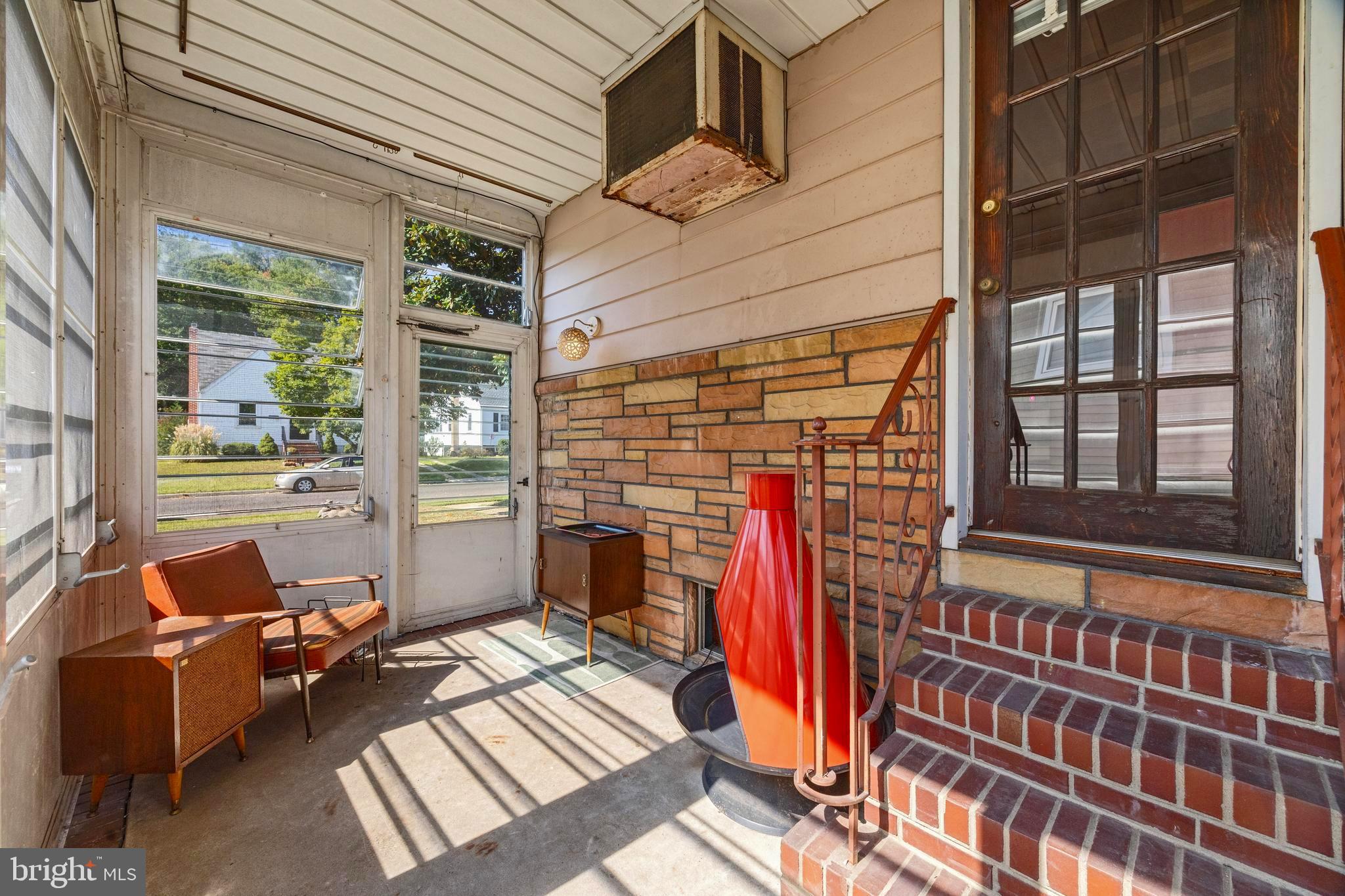 38 SARTORI AVENUE