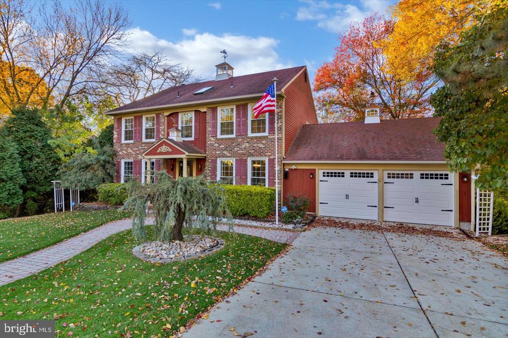 13 BROOKVIEW DRIVE