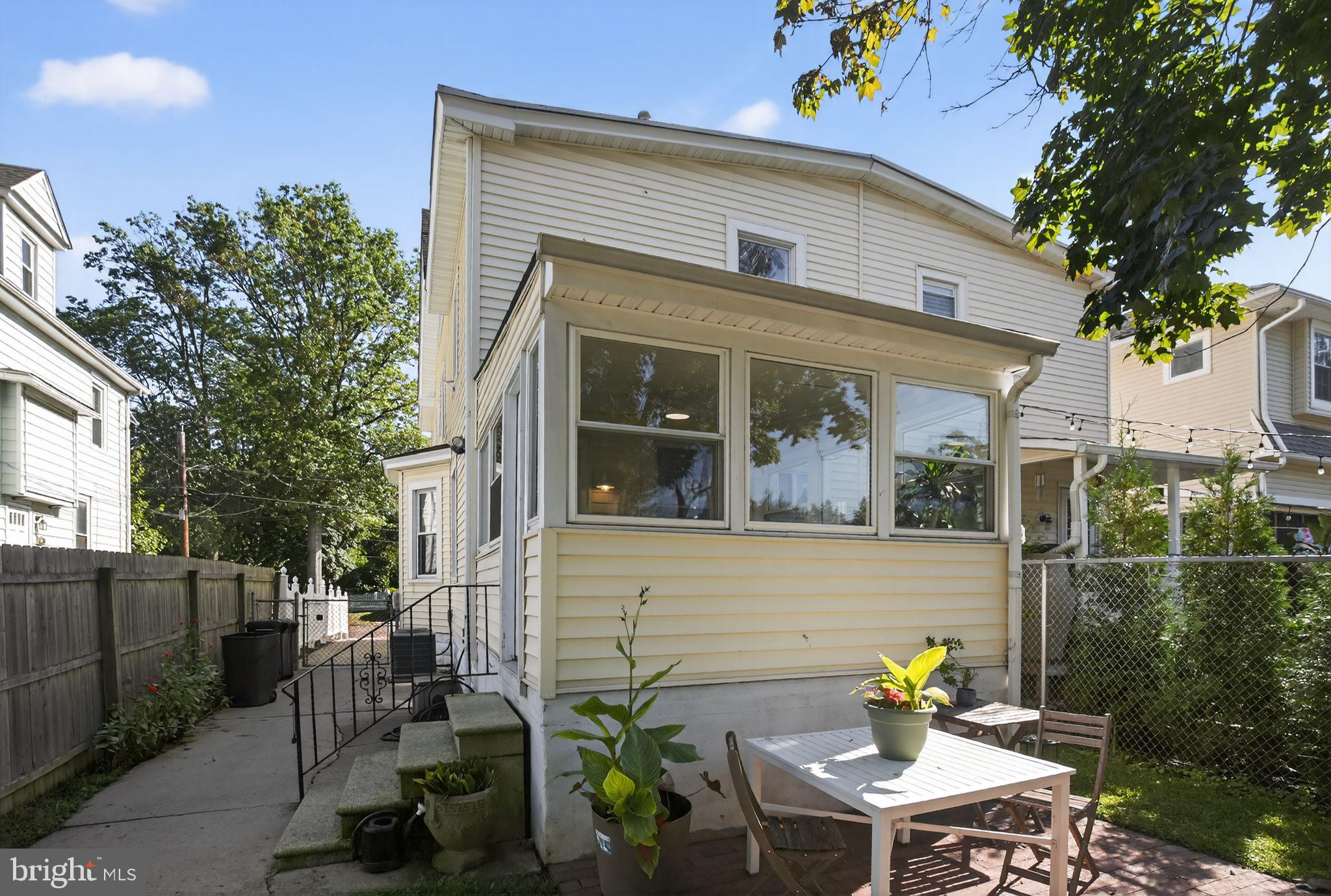 416 SLOAN