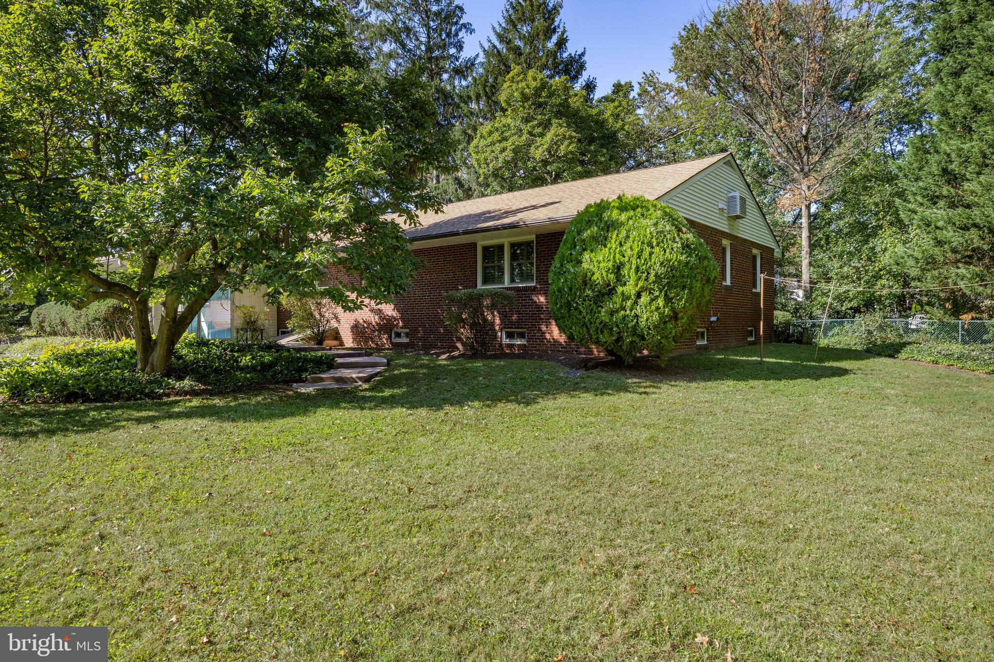 311 SAINT JAMES AVENUE