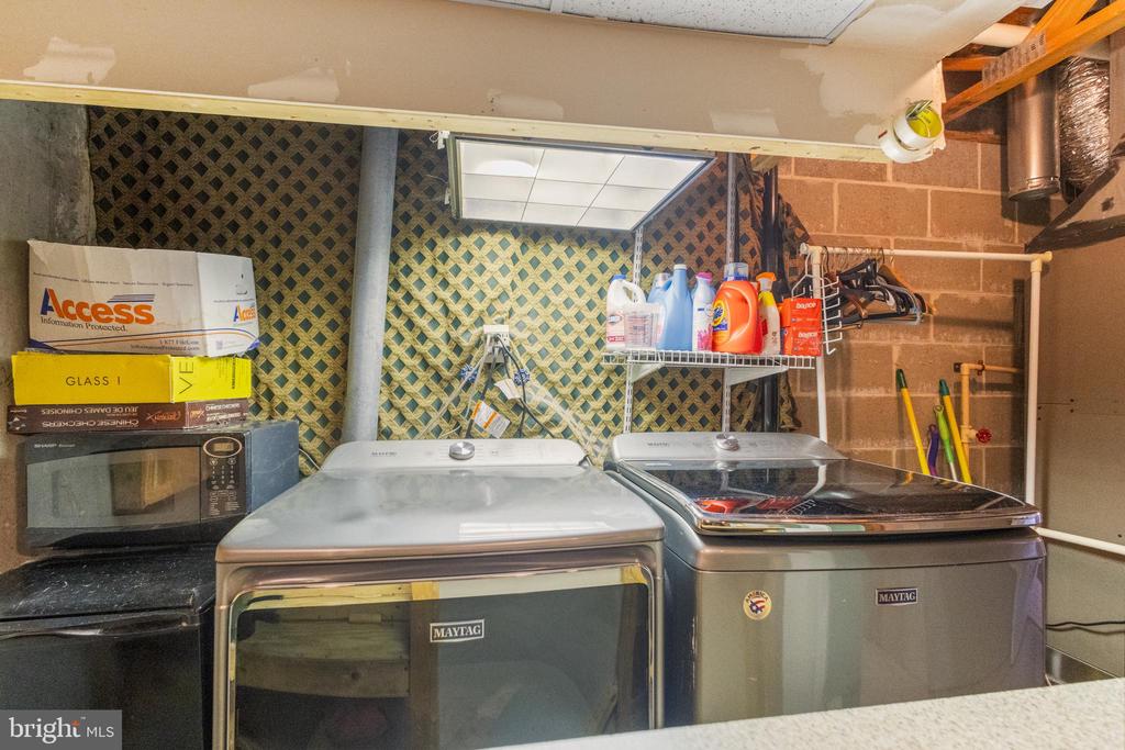 24 GRISTMILL LANE