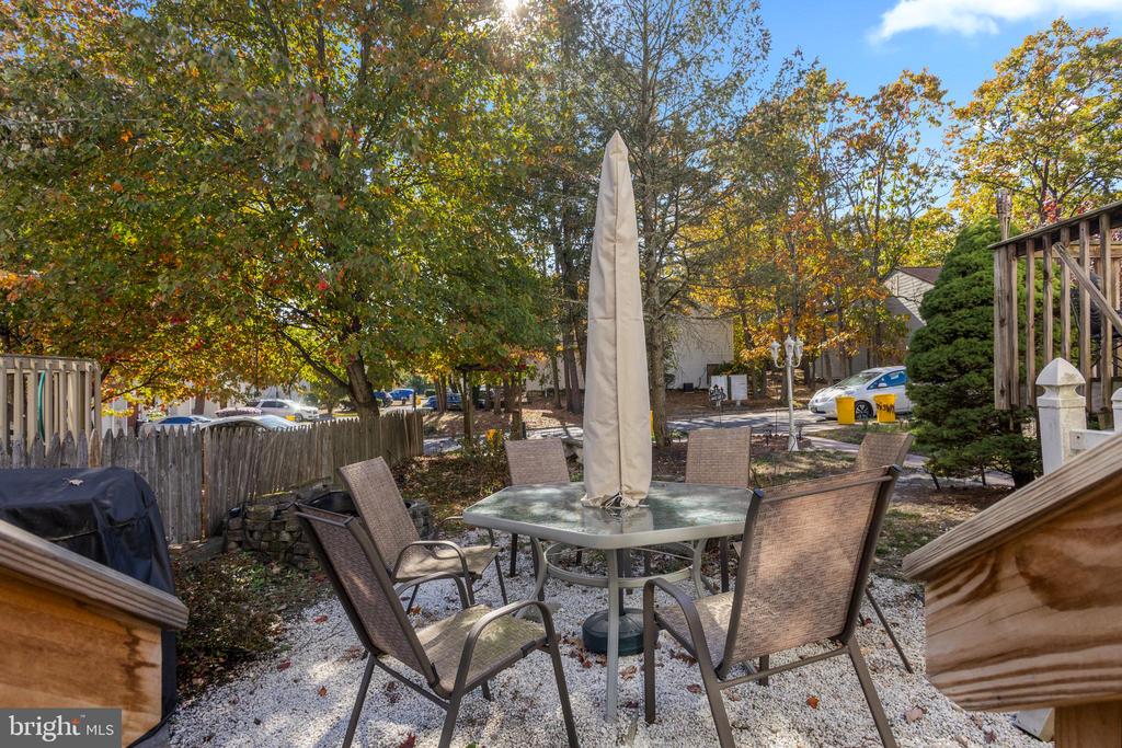 24 GRISTMILL LANE