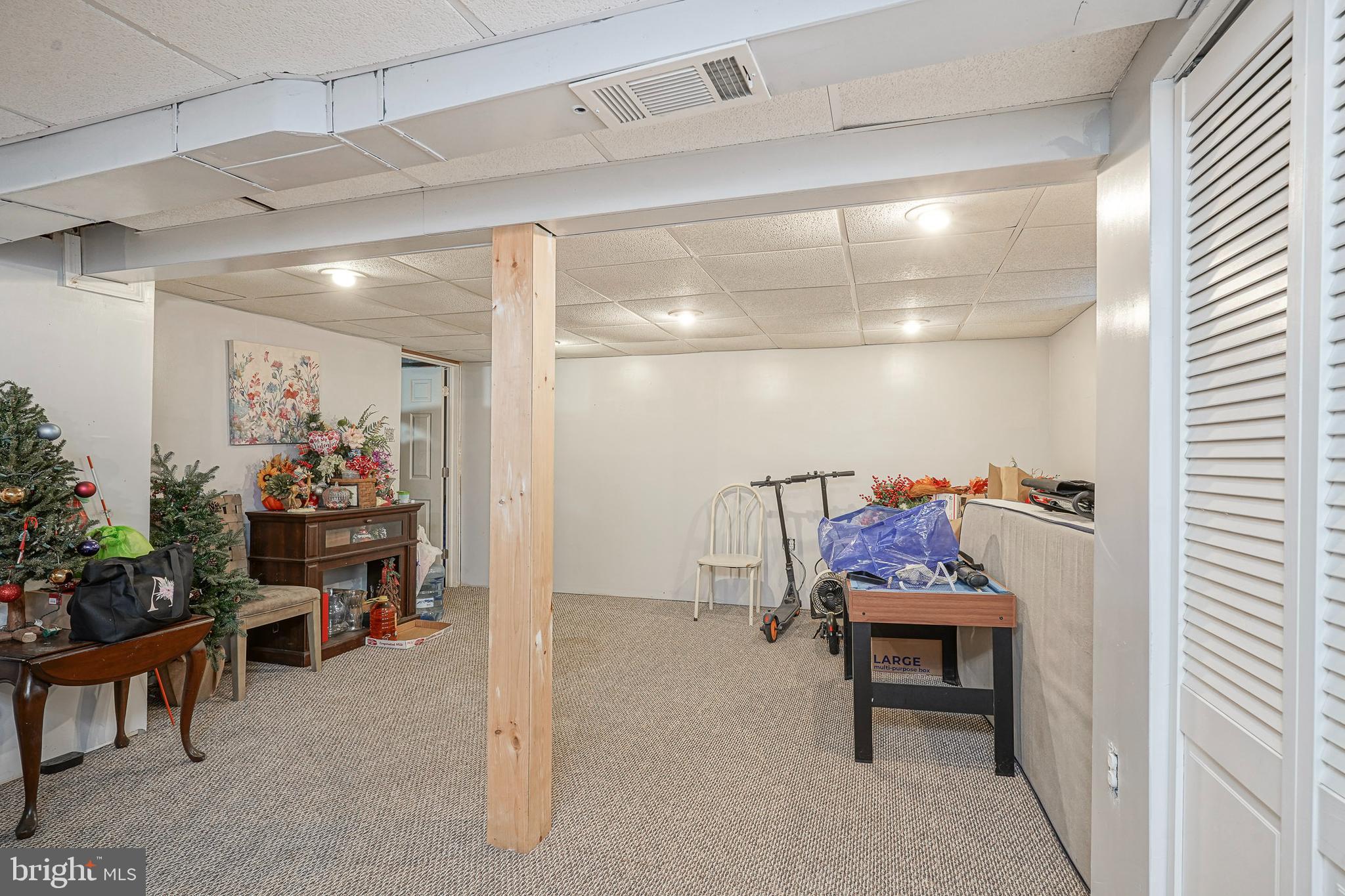 606 W LINCOLN AVENUE