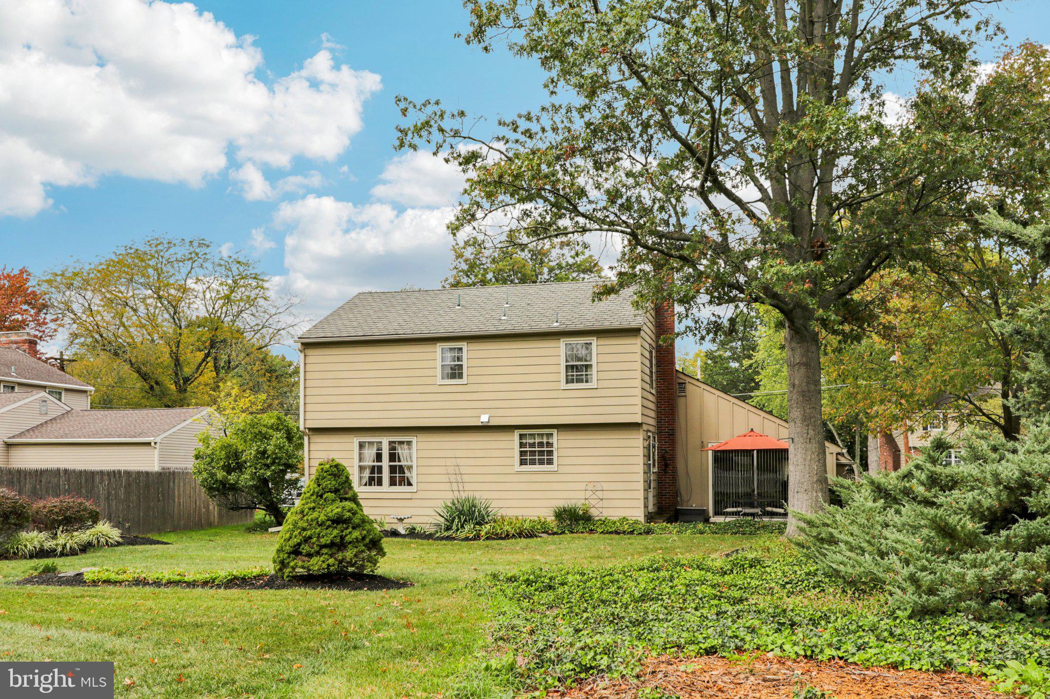 525 PELHAM ROAD