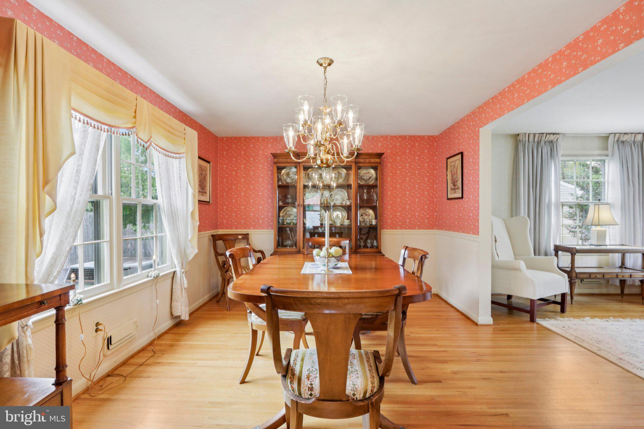 525 PELHAM ROAD