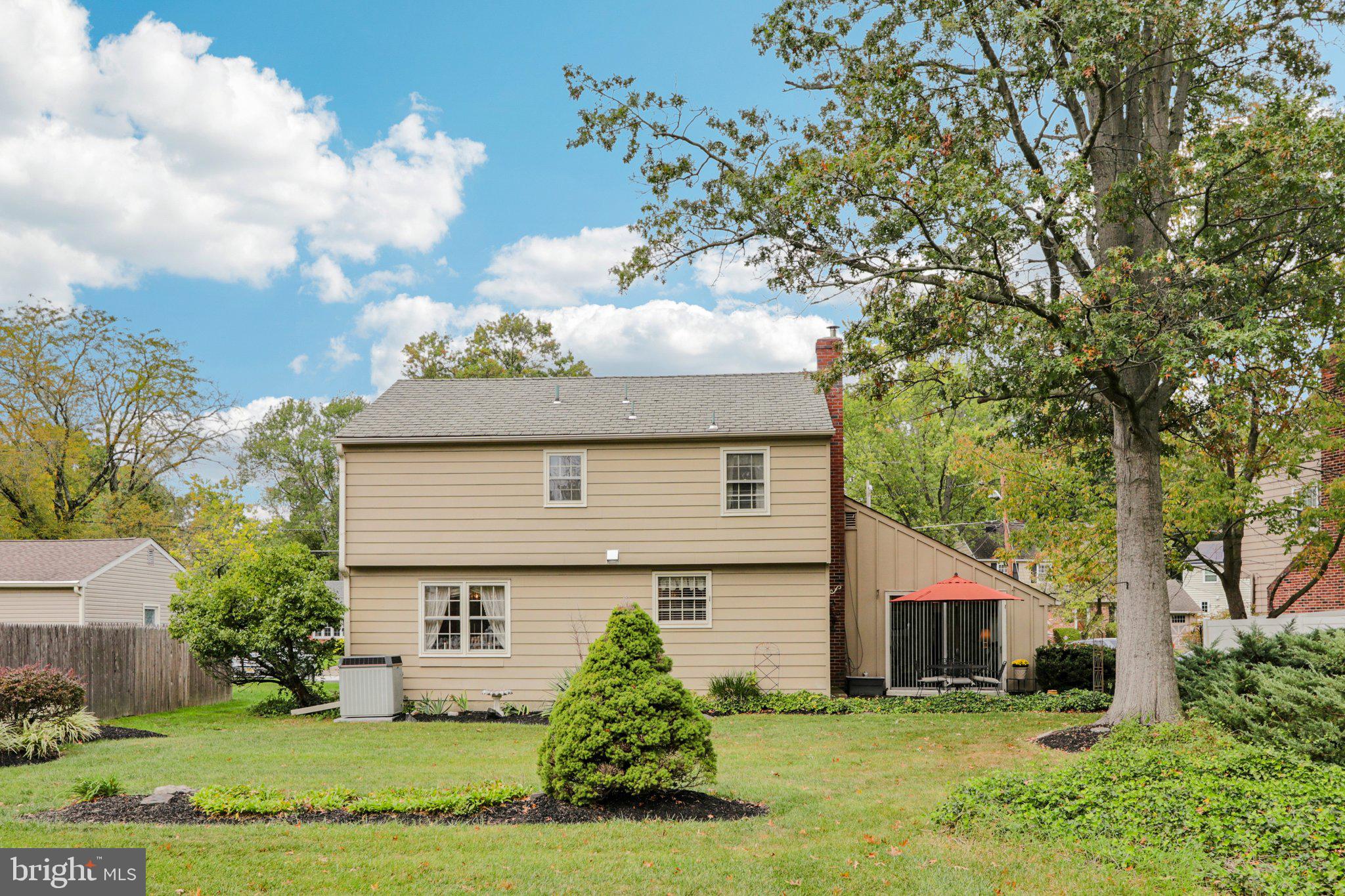525 PELHAM ROAD