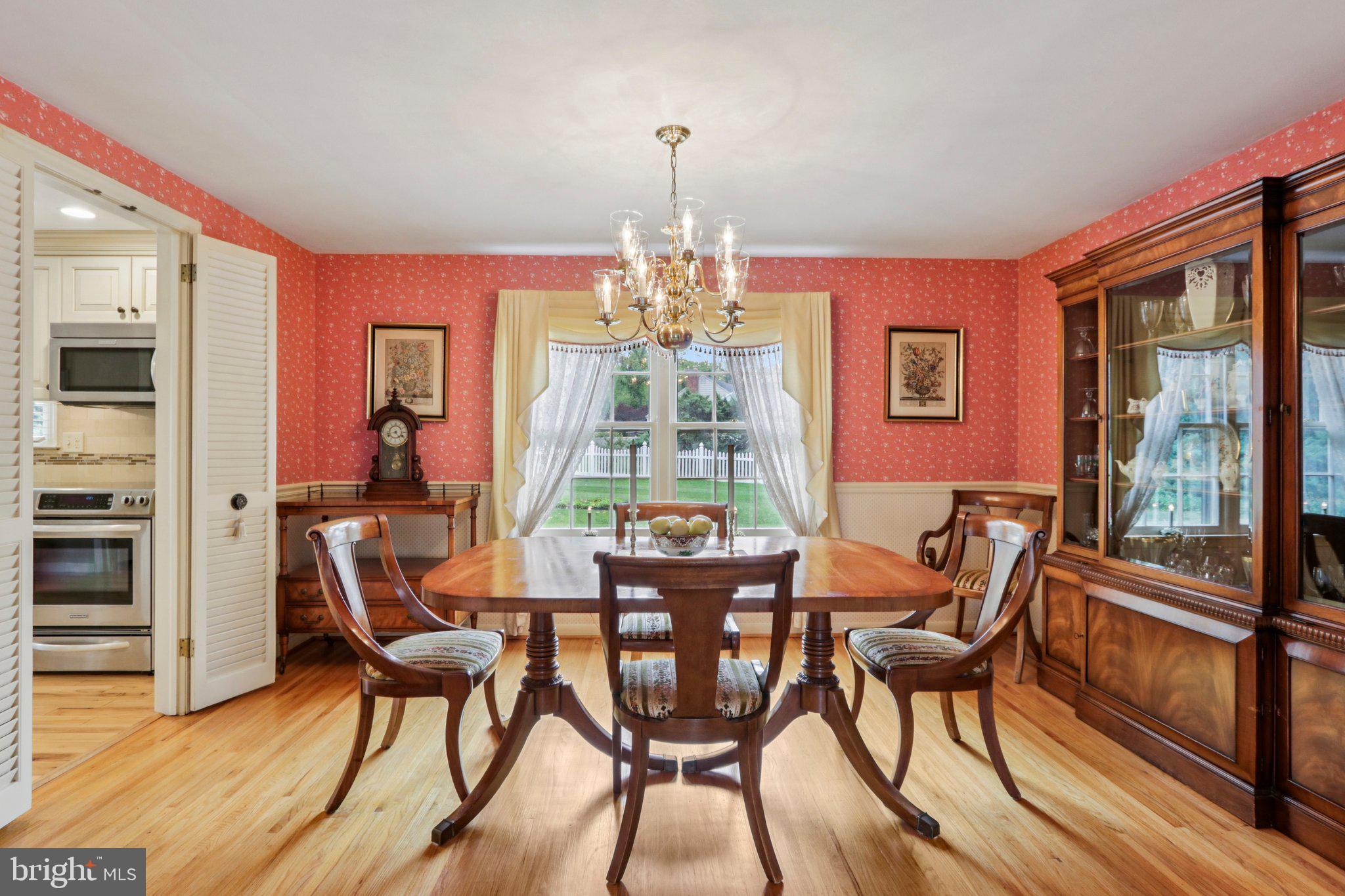 525 PELHAM ROAD