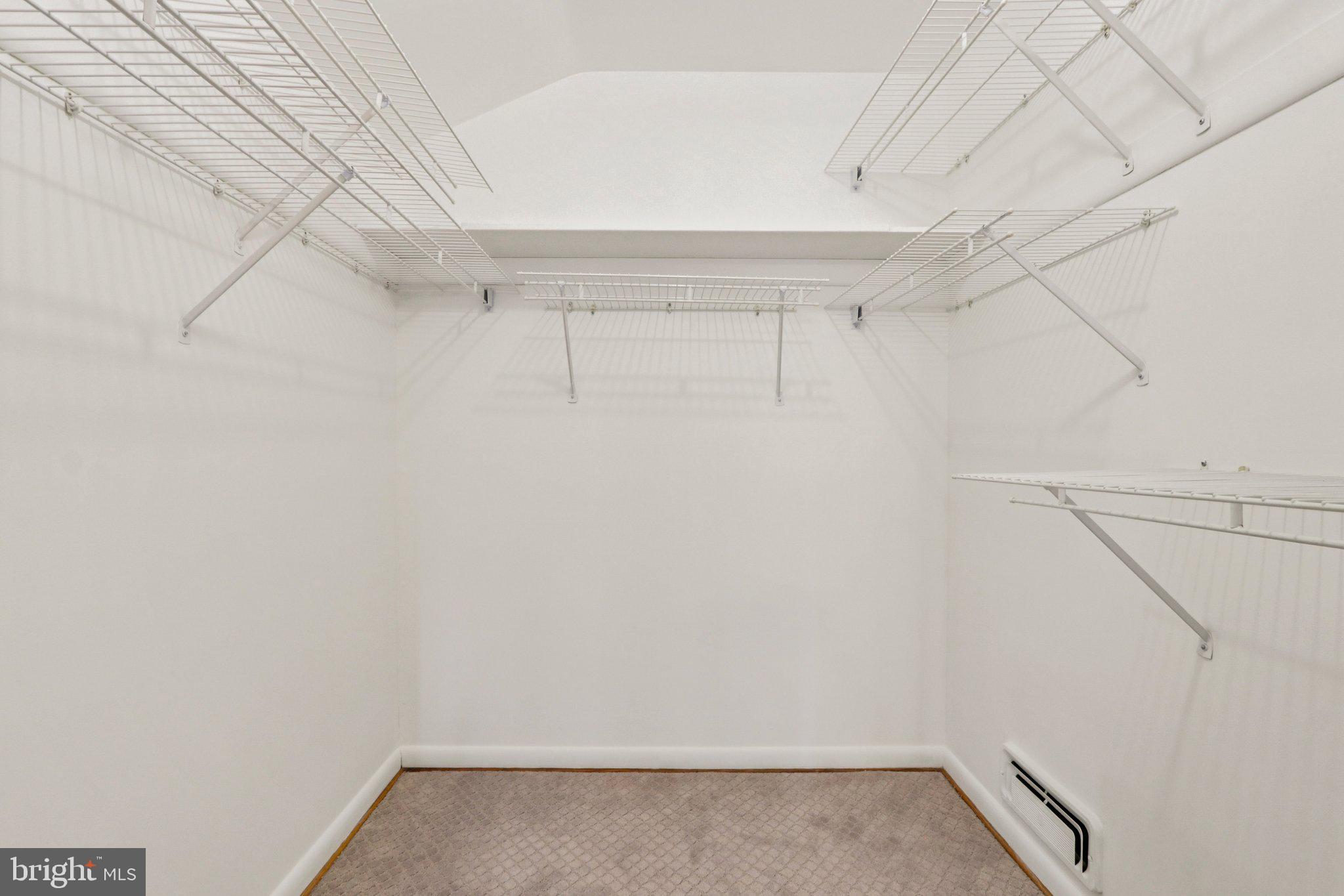 525 PELHAM ROAD