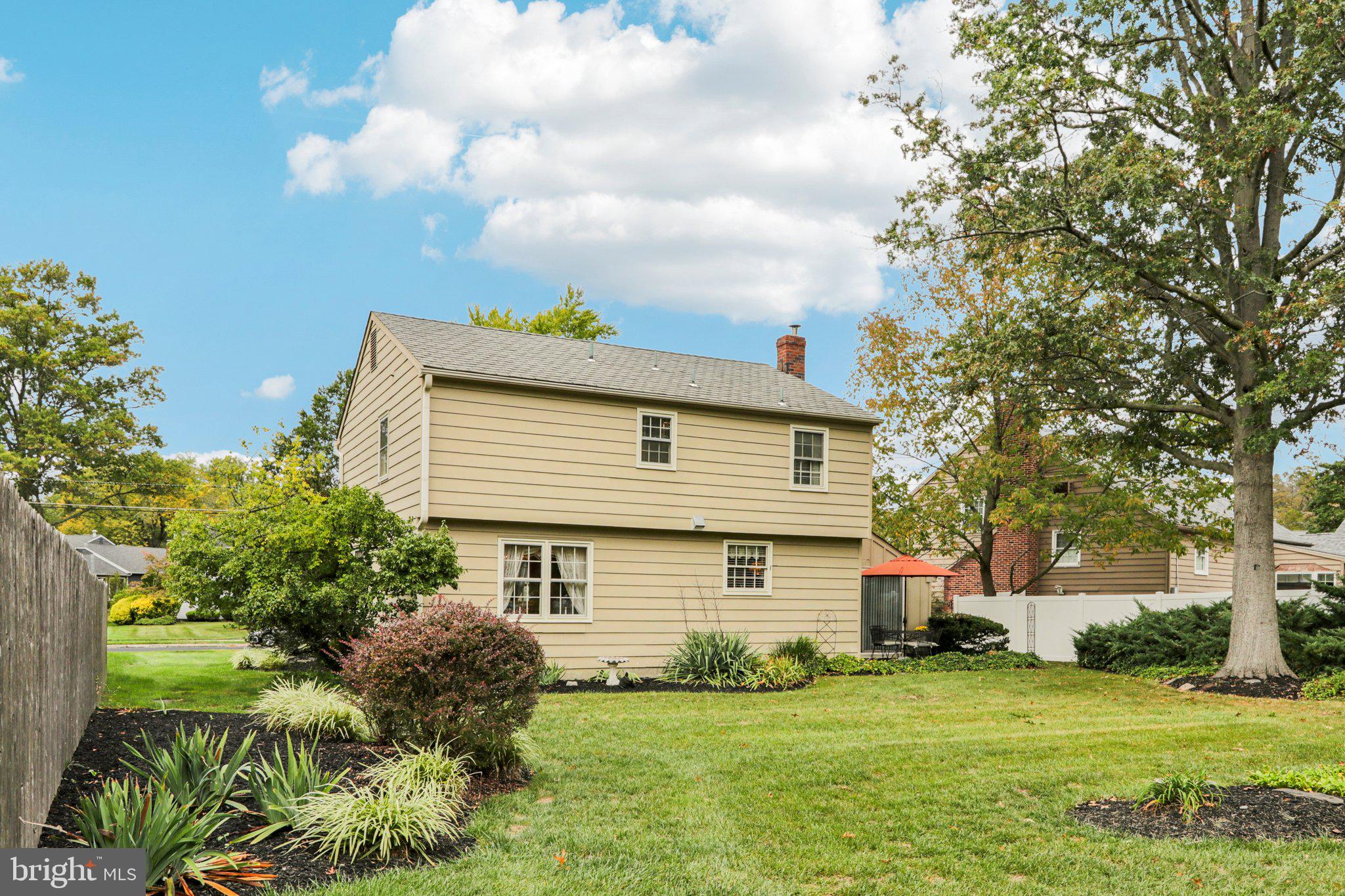 525 PELHAM ROAD