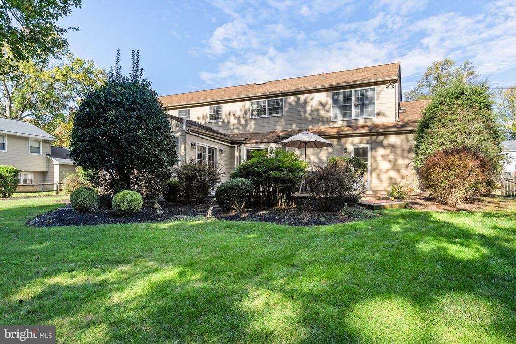 1912 CARDINAL LAKE DRIVE