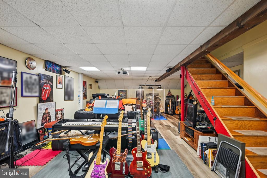 358 QUAKER ROAD
