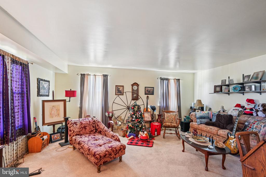 358 QUAKER ROAD
