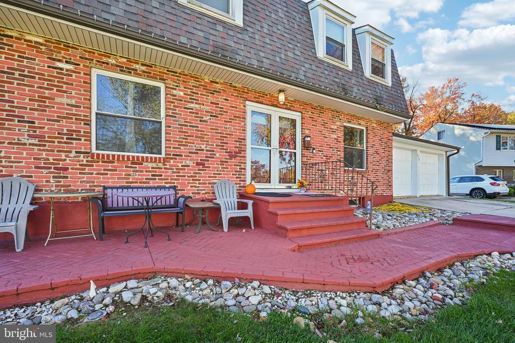 358 QUAKER ROAD