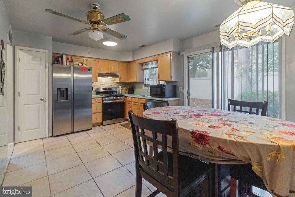 2701 TALL PINES