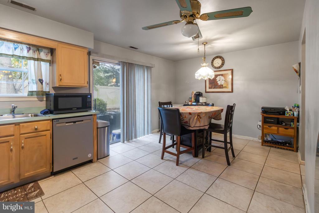 2701 TALL PINES