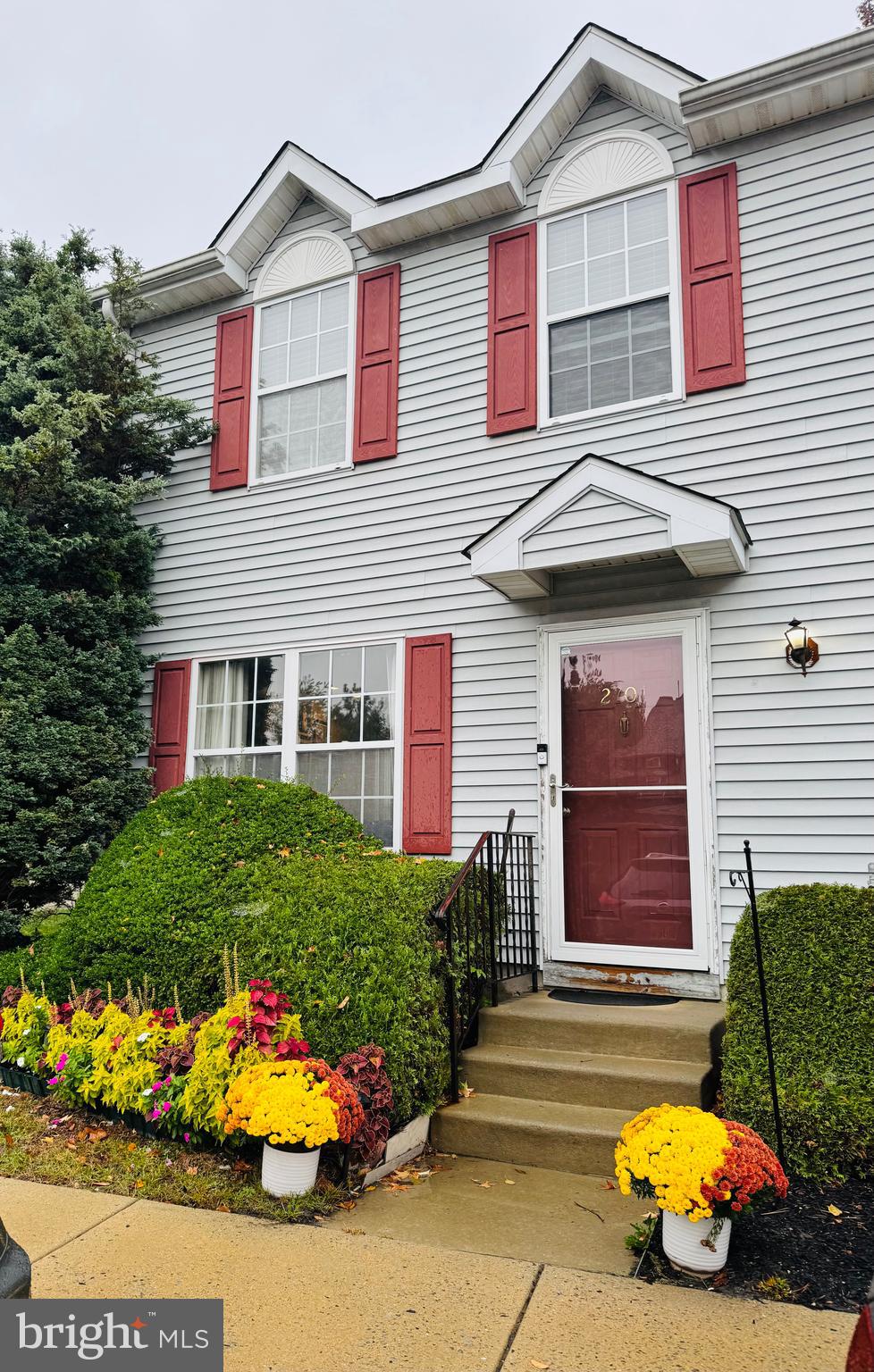 2701 TALL PINES