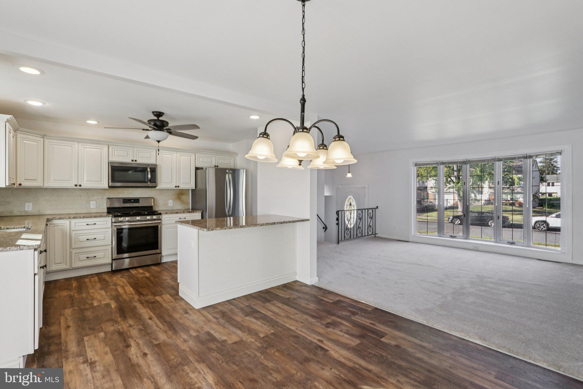 1042 SURREY ROAD