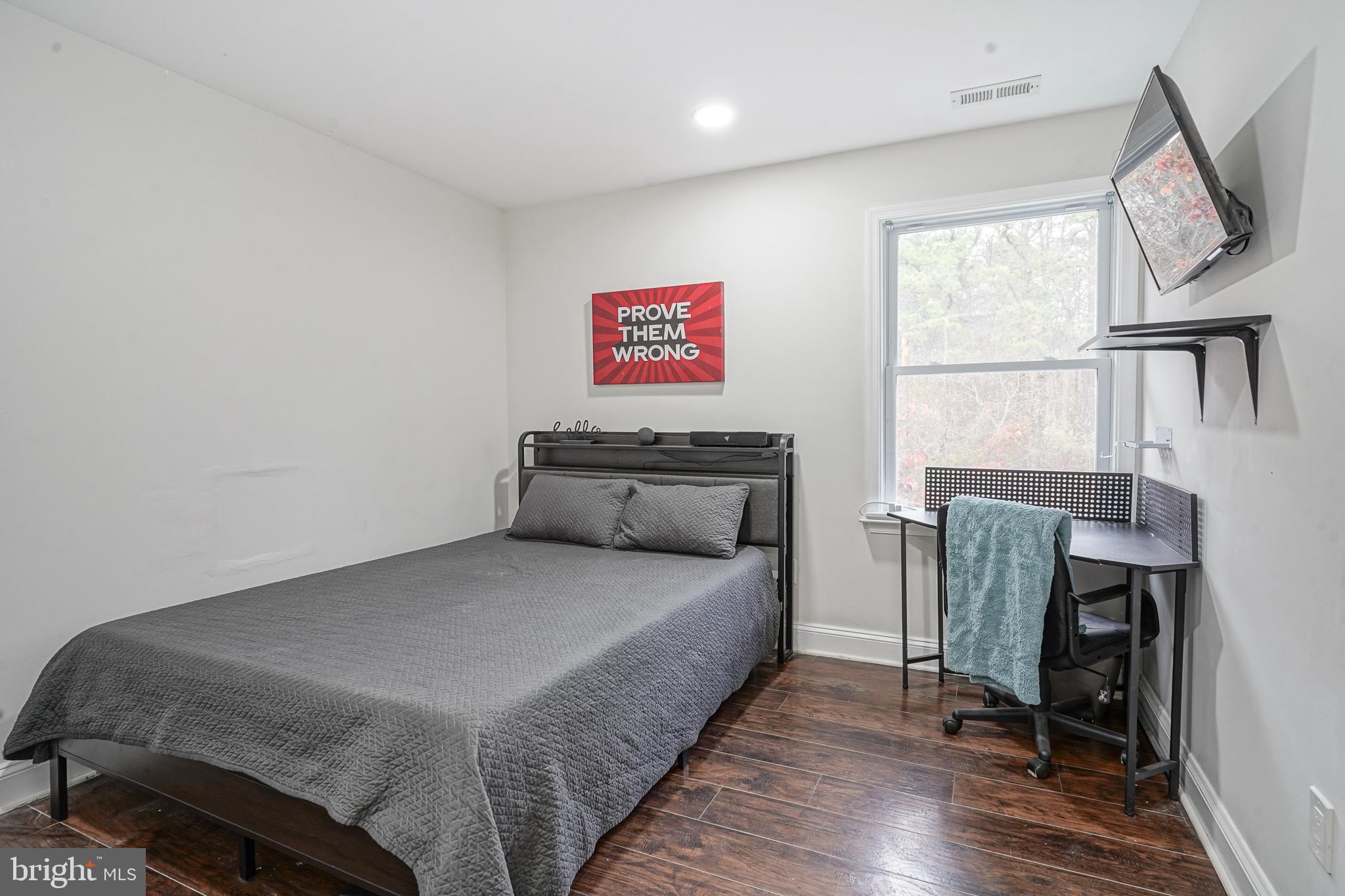 48 MEMPHIS COURT