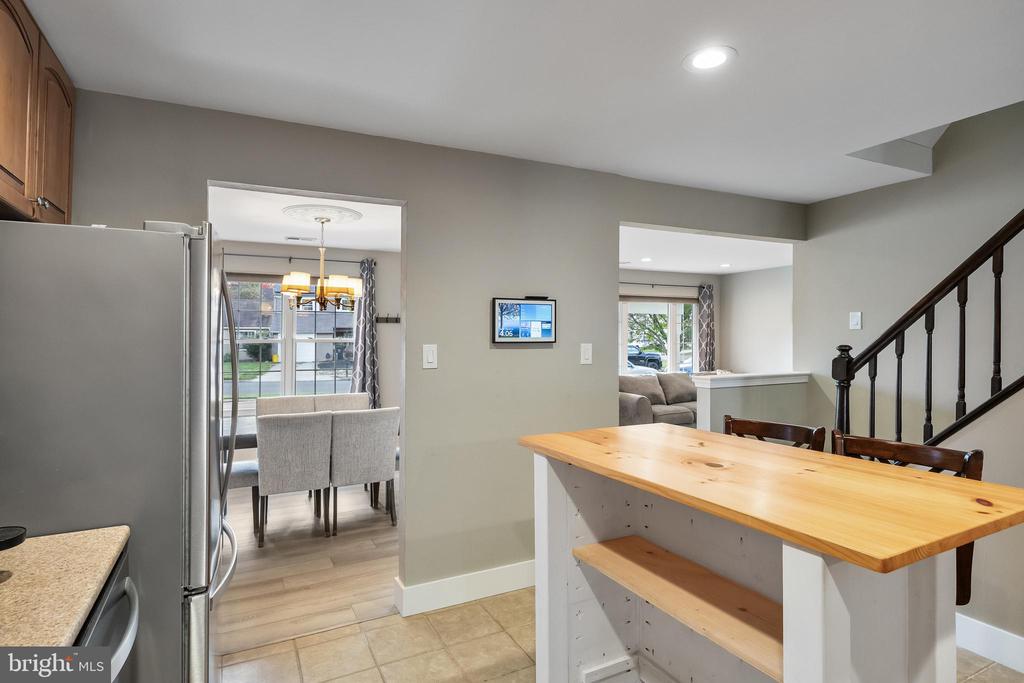 9 IRONGATE DRIVE