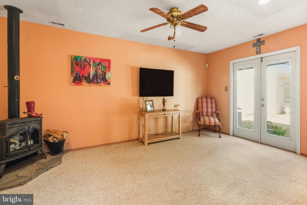 8221 CORBETT